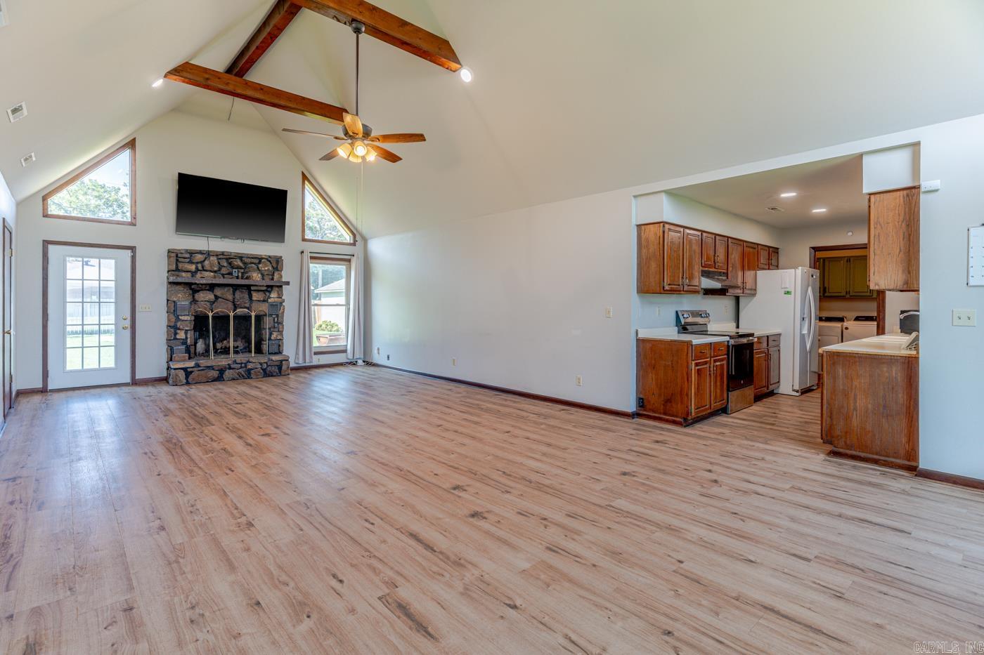 1209 Languille Ave Property Photo 7