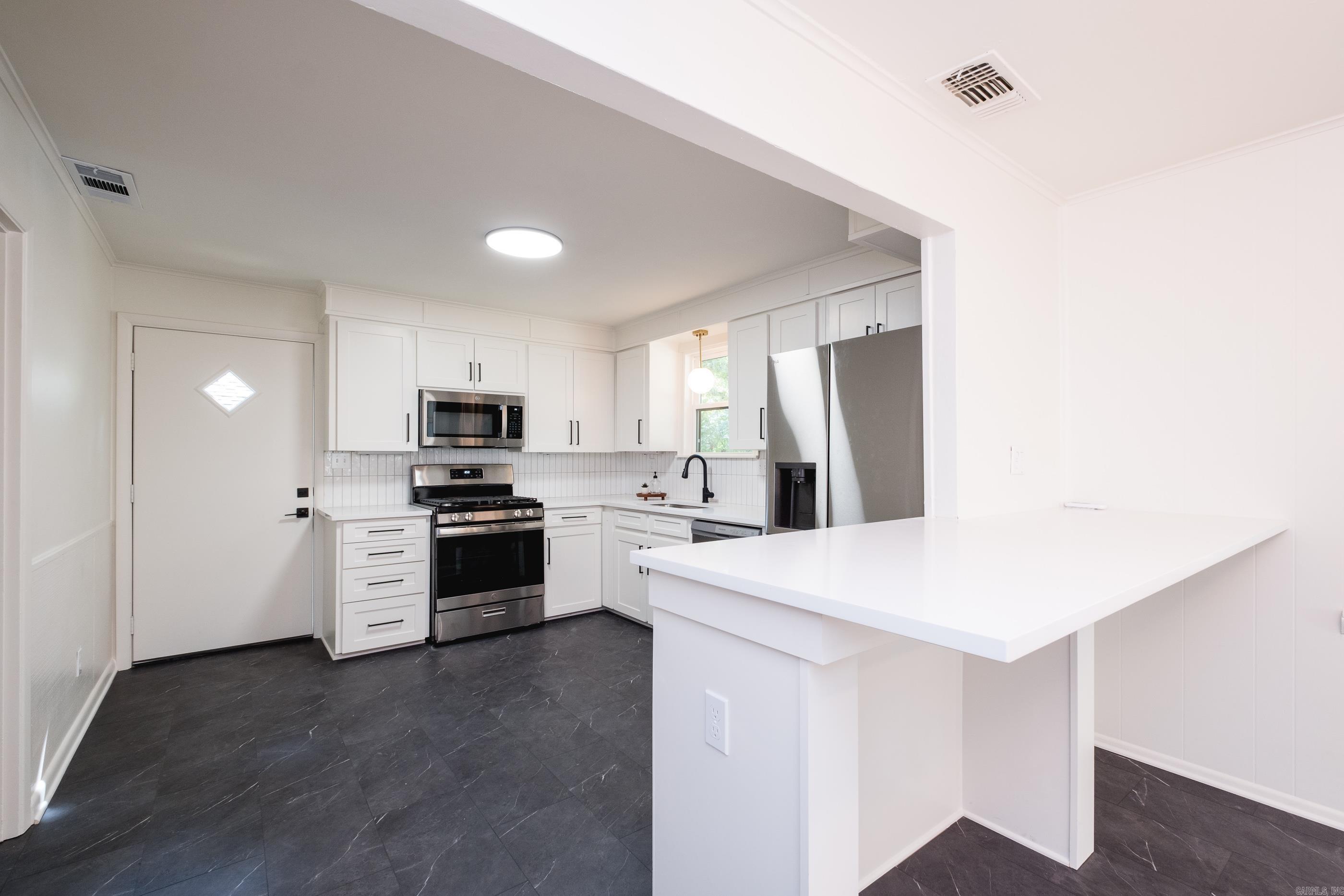 19024 Kanis Road Property Photo 19