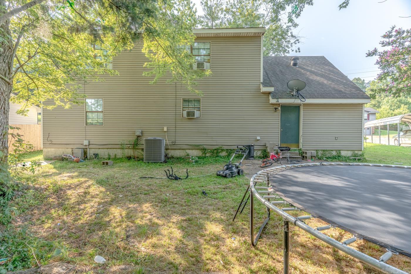 2010 Cenwood Dr Property Photo 4