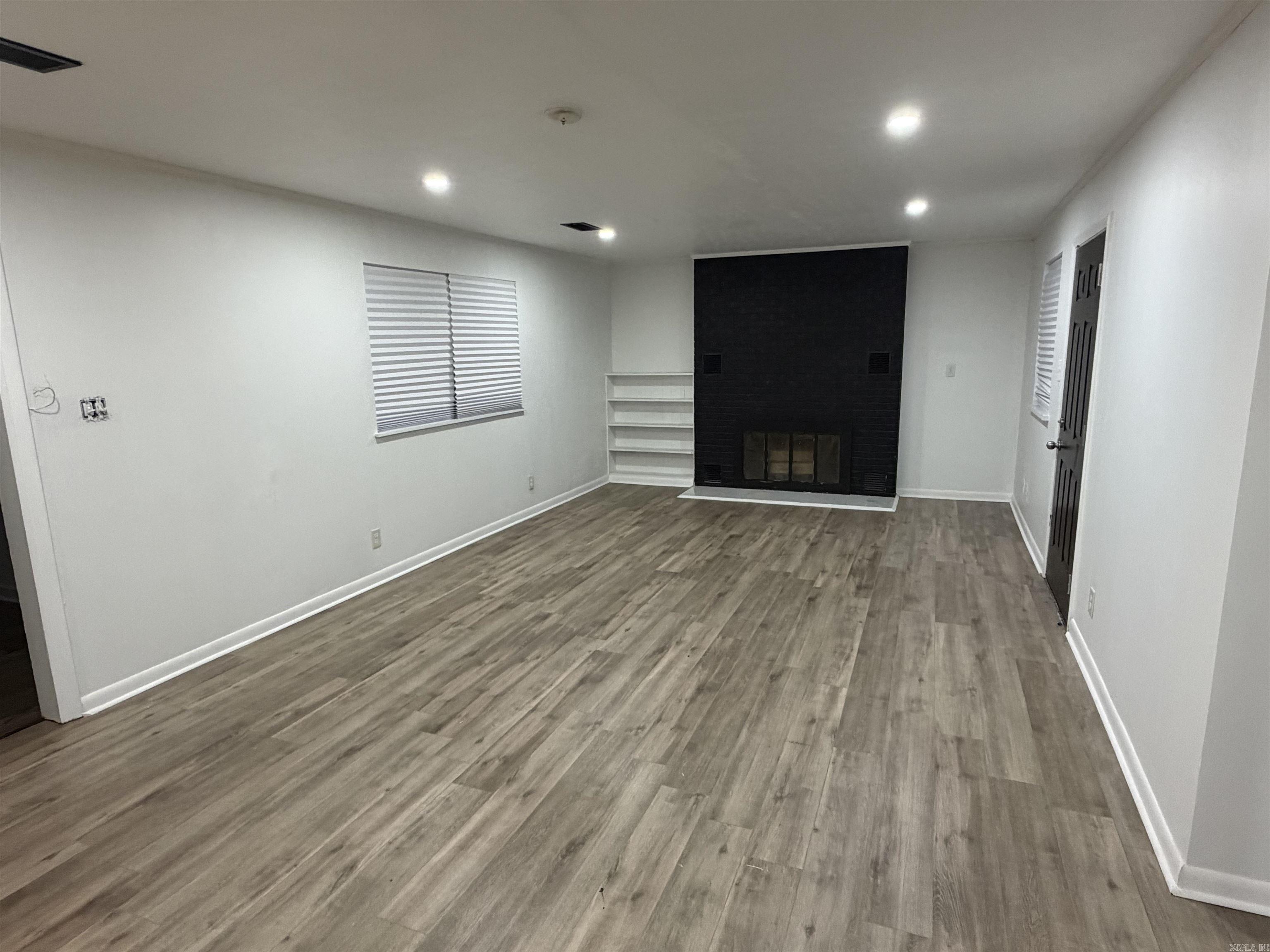 2315 S Orlando Property Photo 4