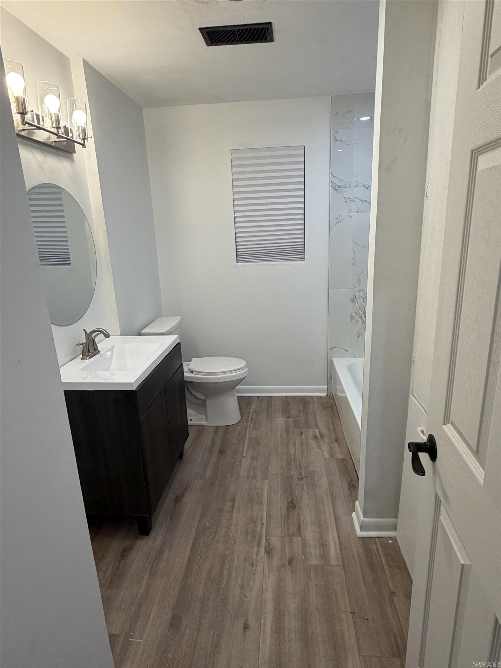 2315 S Orlando Property Photo 8