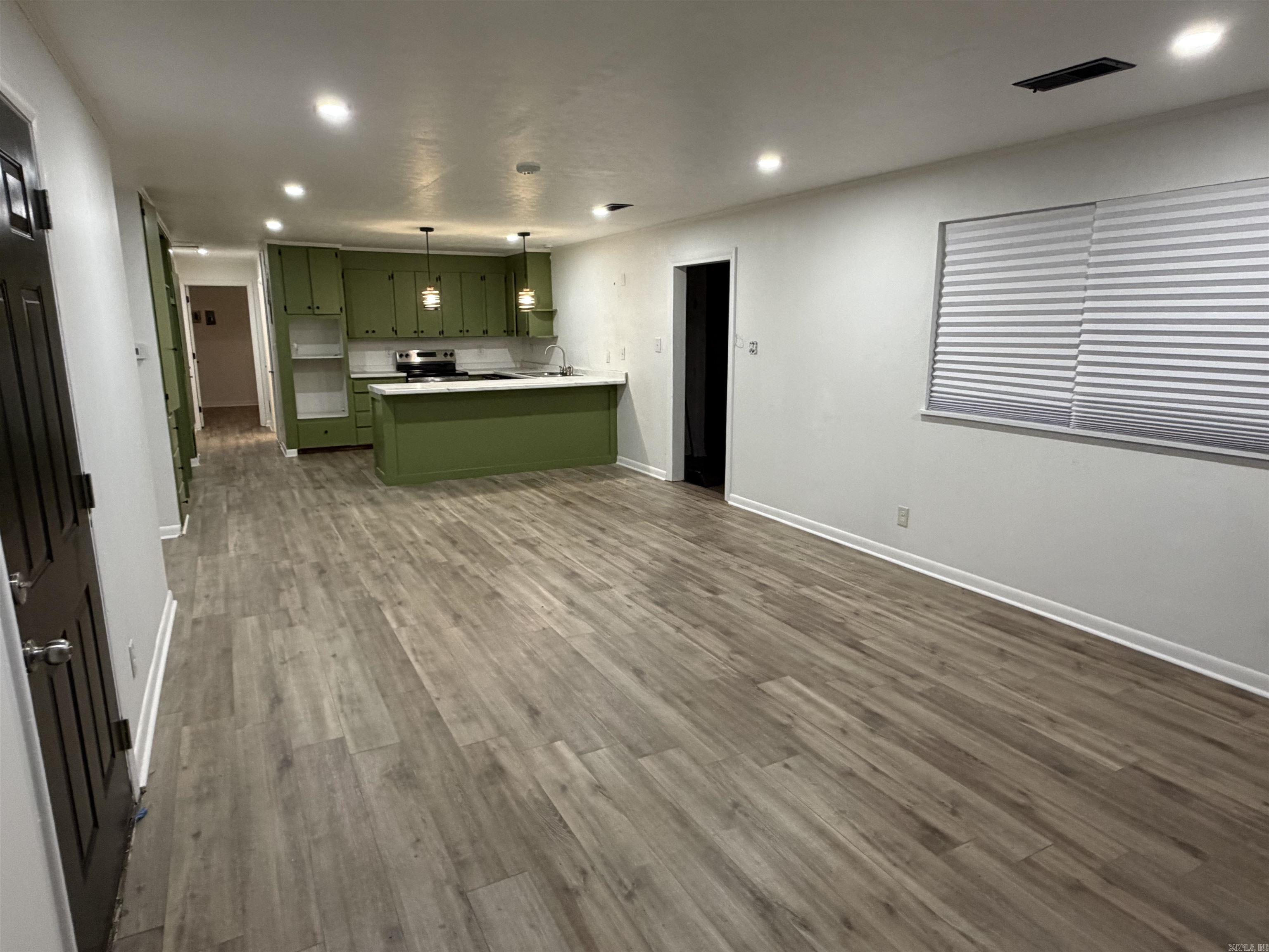 2315 S Orlando Property Photo 11