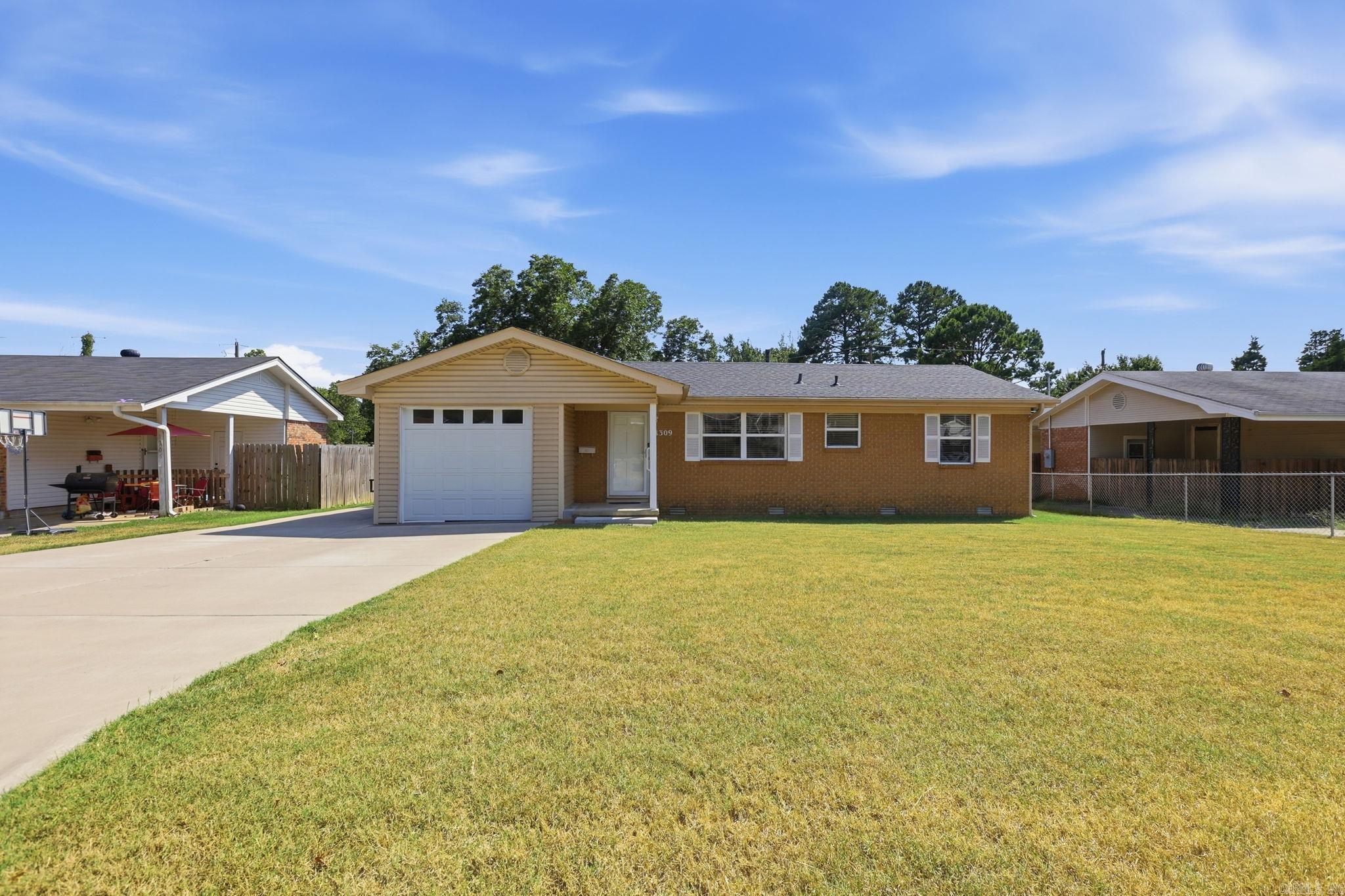 1309 Stone Street Property Photo 6