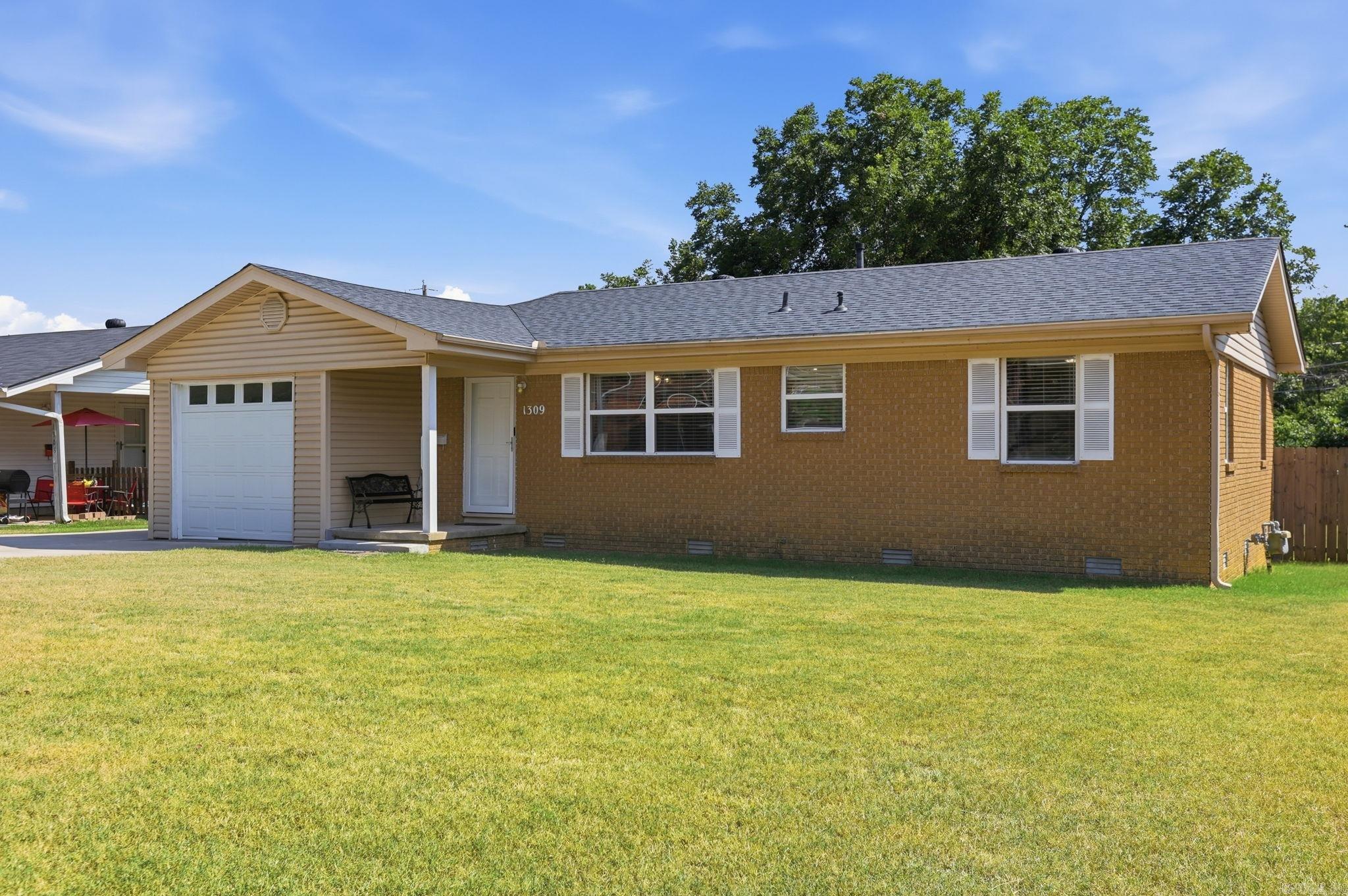 1309 Stone Street Property Photo 11