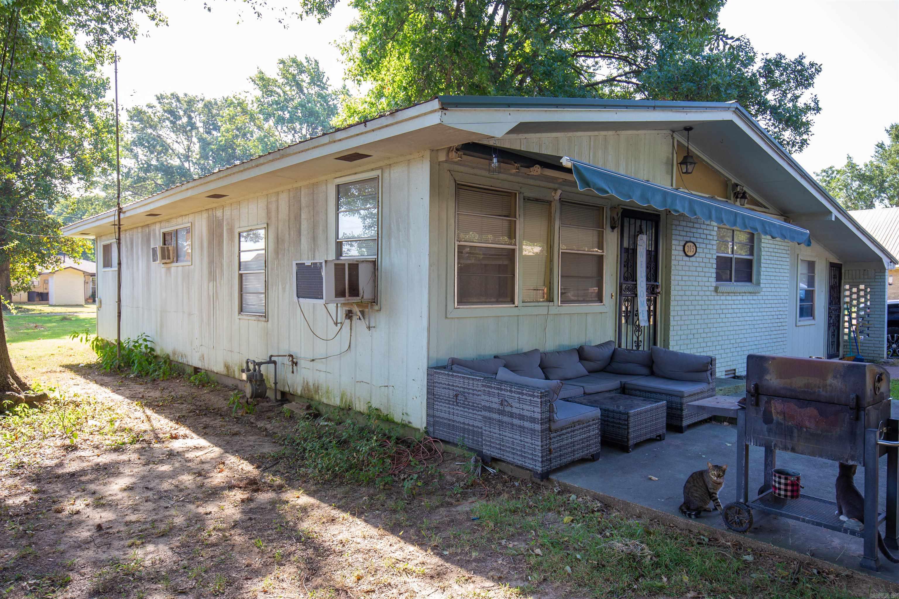 305 Wade Street Property Photo 6