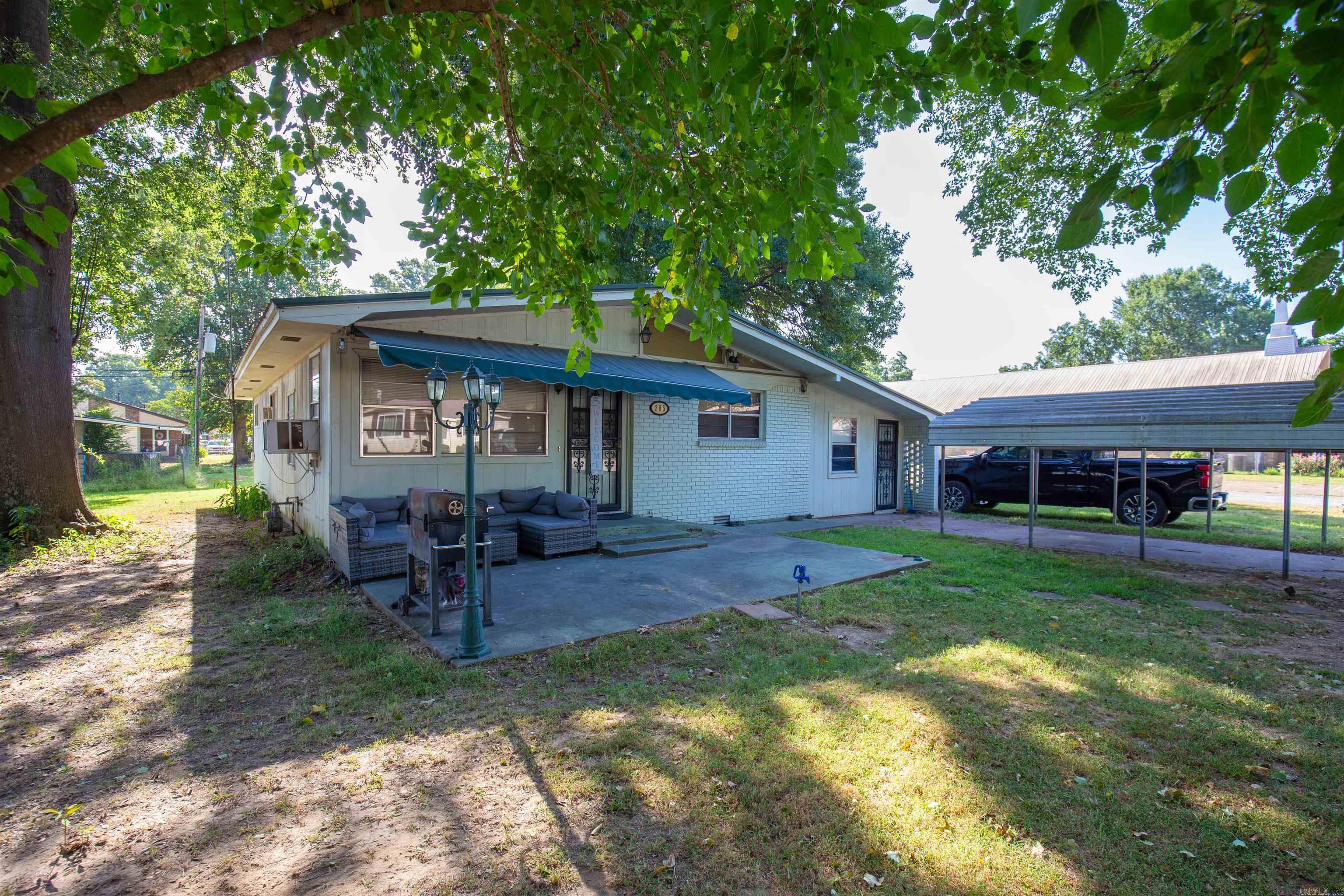 305 Wade Street Property Photo 7