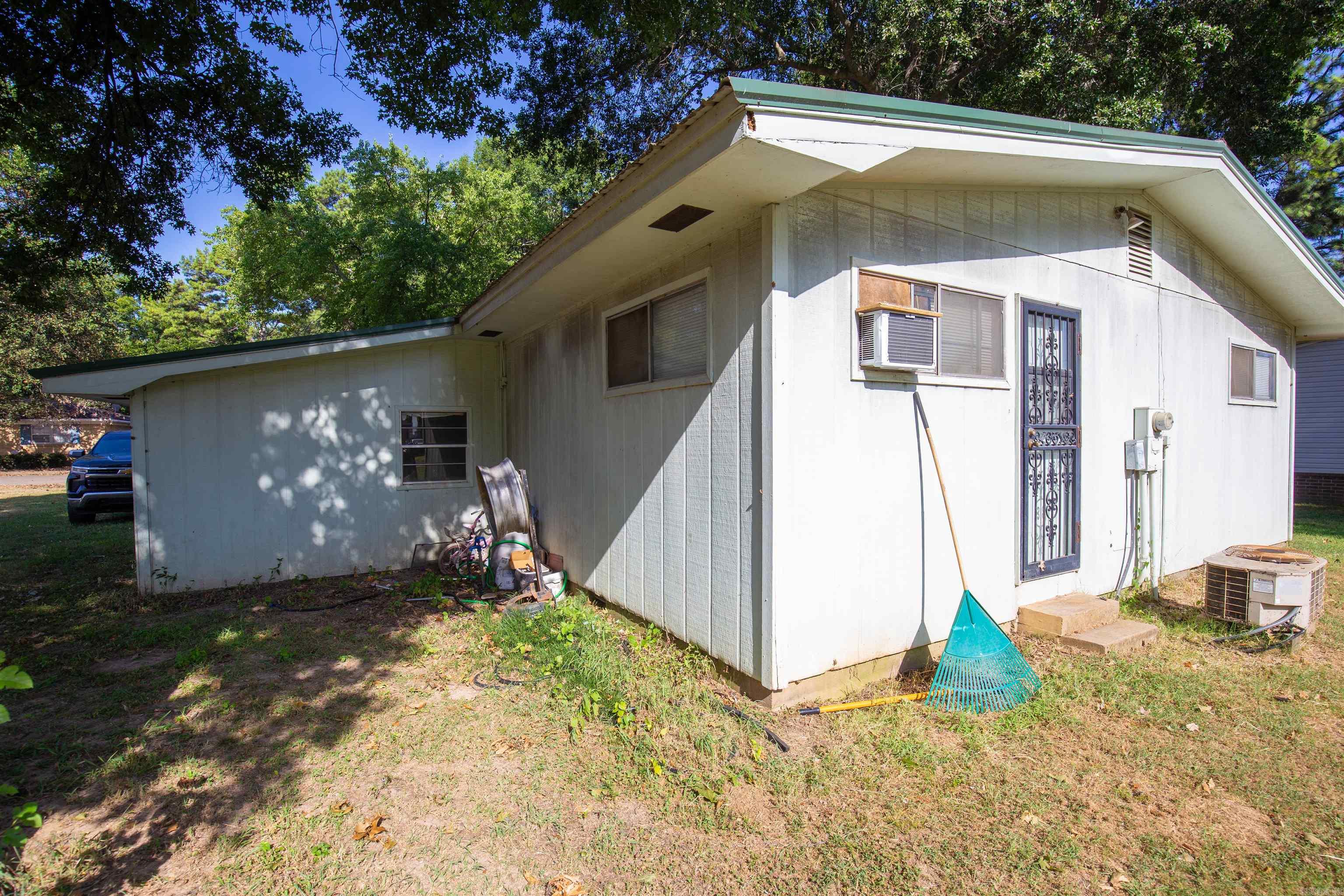 305 Wade Street Property Photo 10