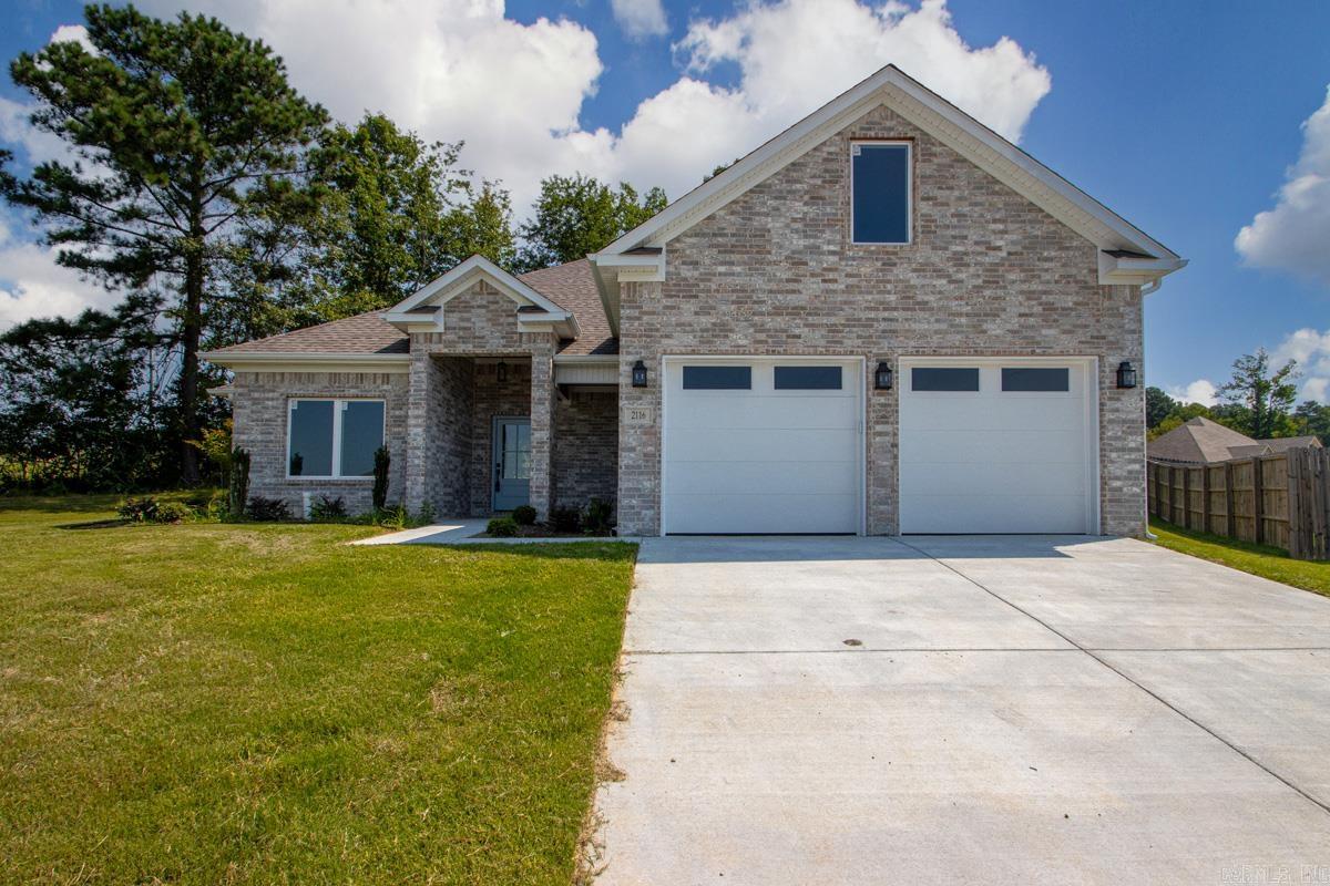 2116 Sable Oaks Property Photo 2