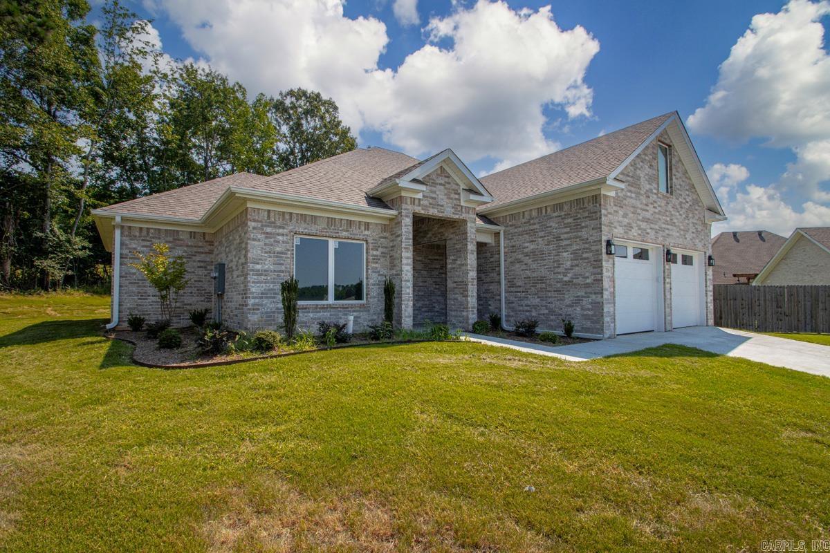 2116 Sable Oaks Property Photo 3