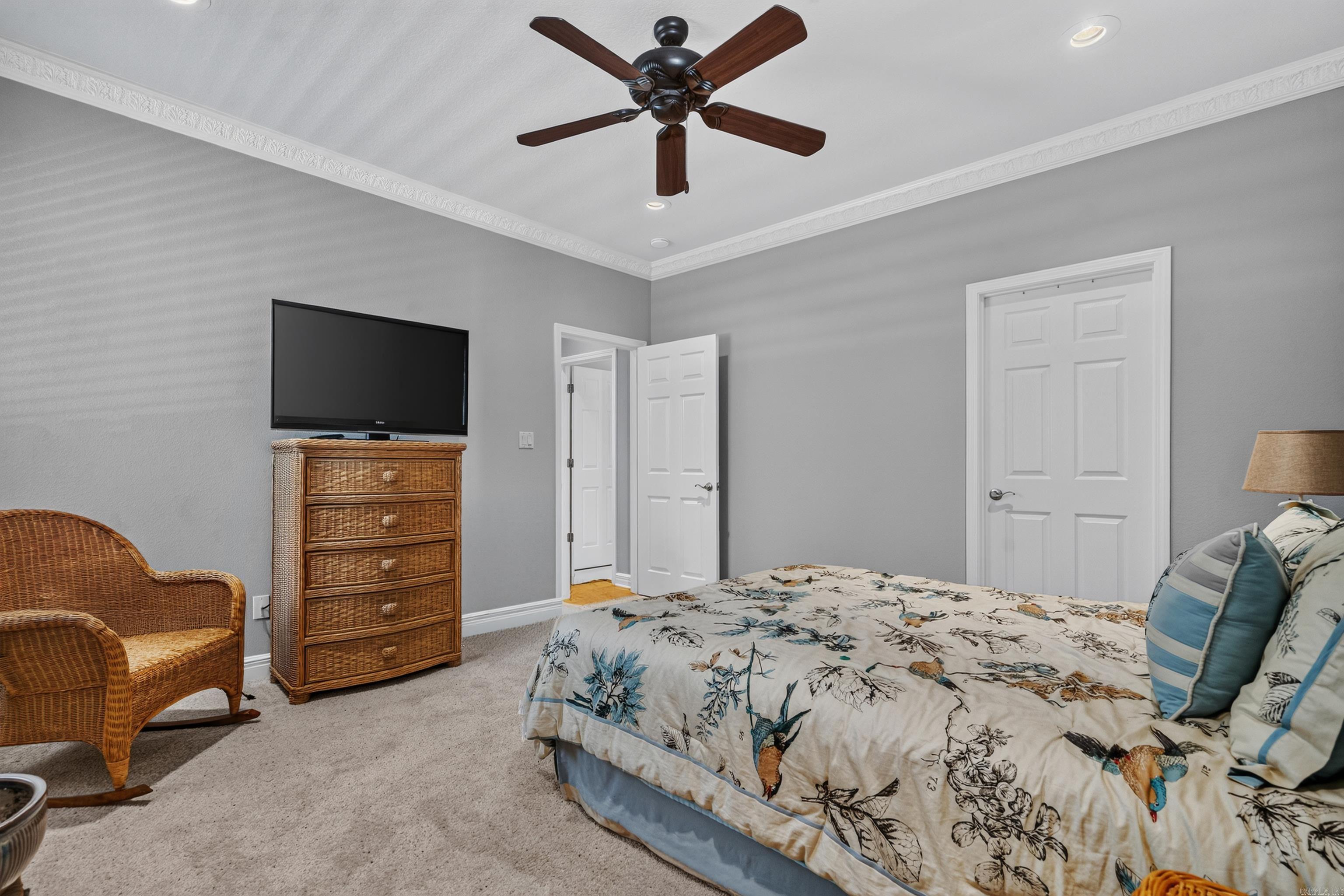1380 Airport Property Photo 7