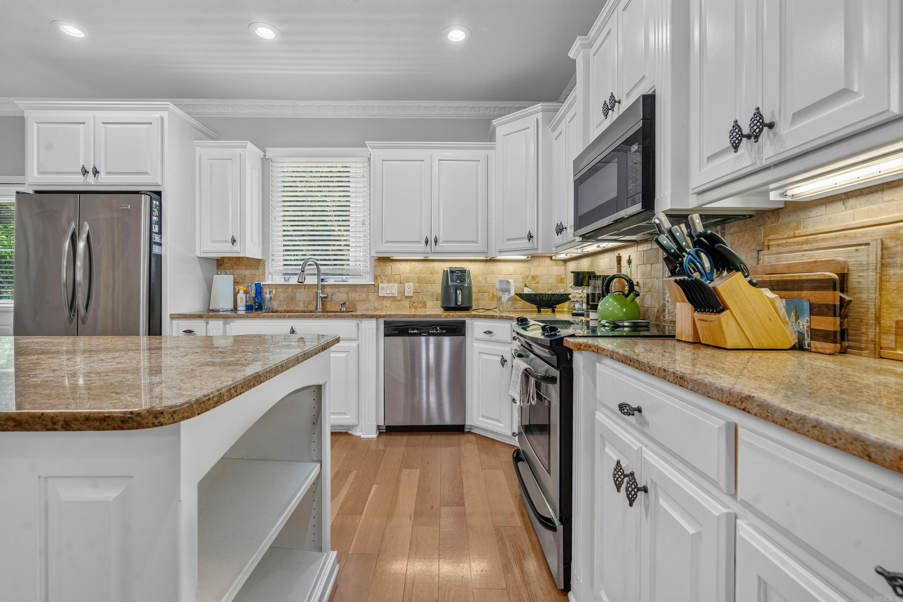 1380 Airport Property Photo 44
