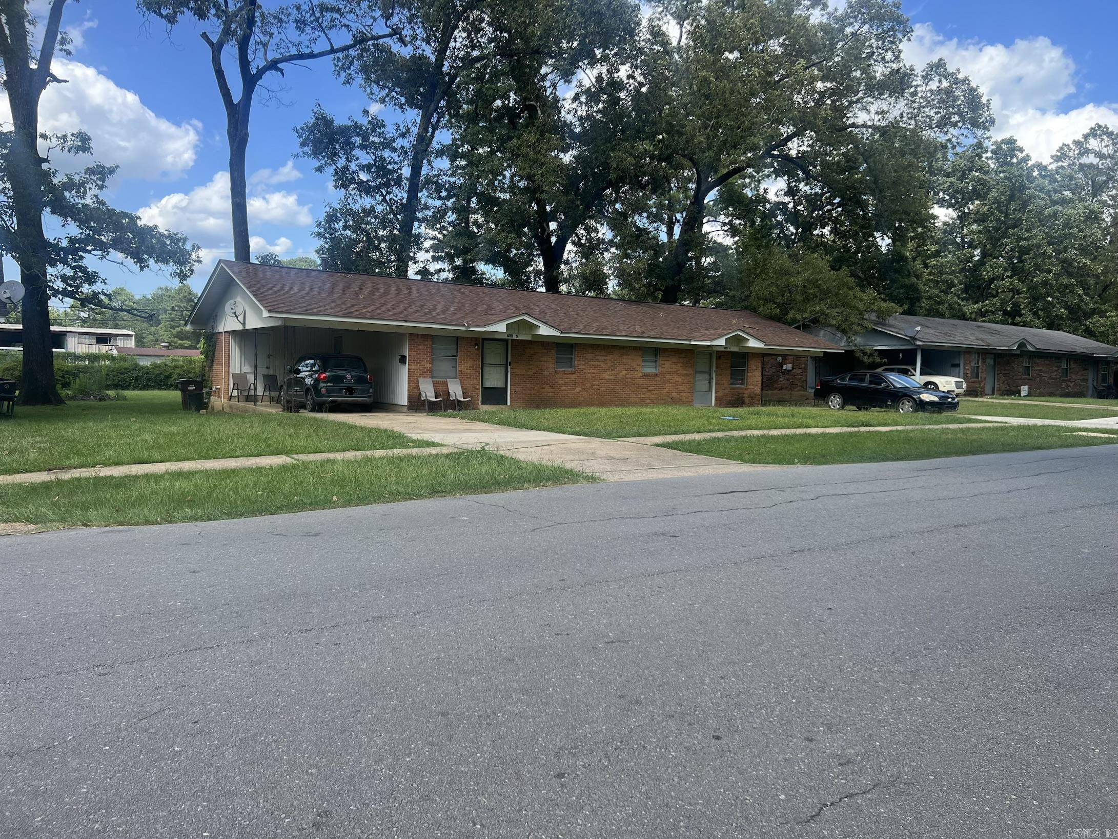 610 700 702 8th Street Property Photo 3