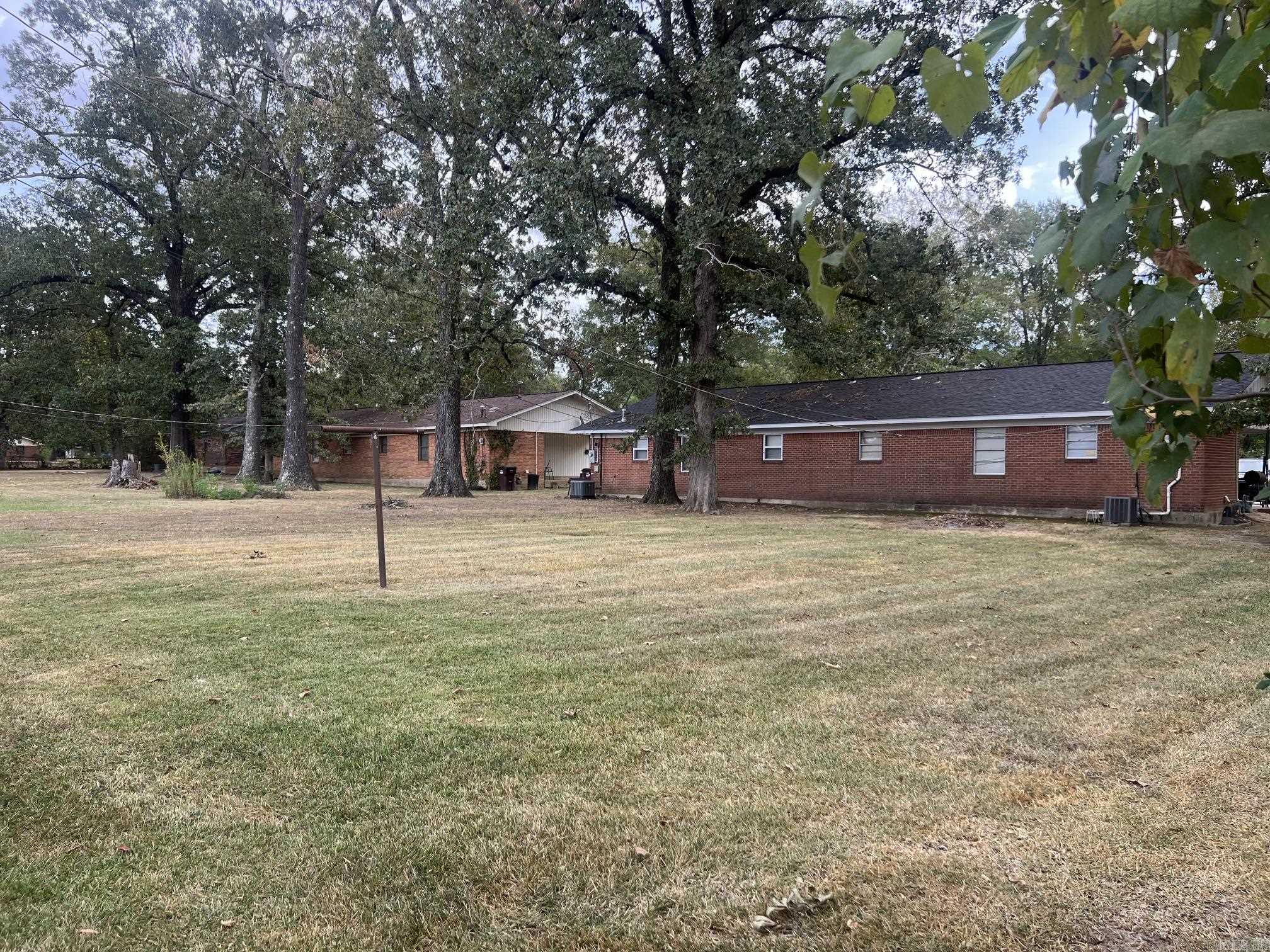 8th Street Property Photo 6