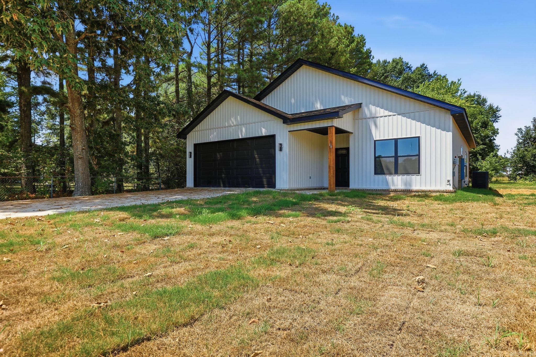 40 Whipporwill Property Photo 4