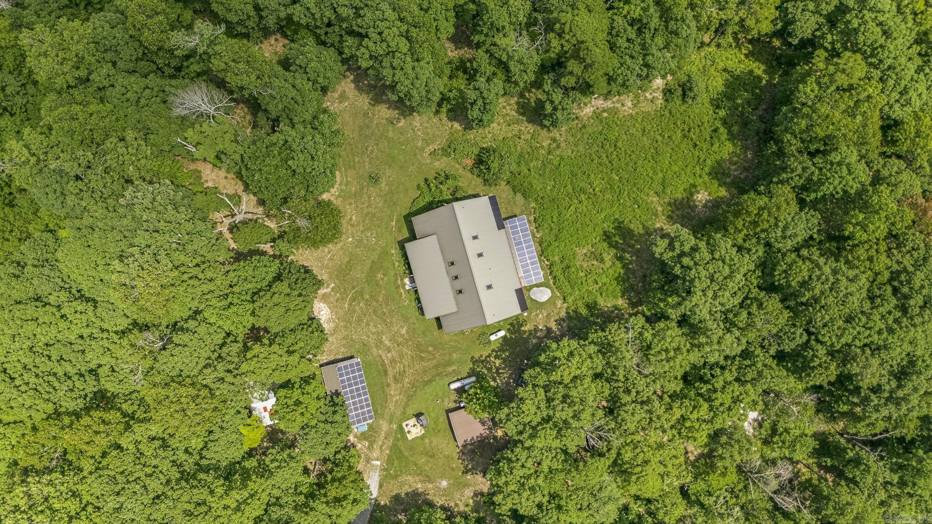 1352 Endless Road Property Photo 4