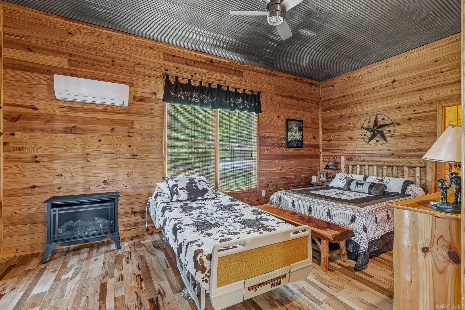 1352 Endless Road Property Photo 10