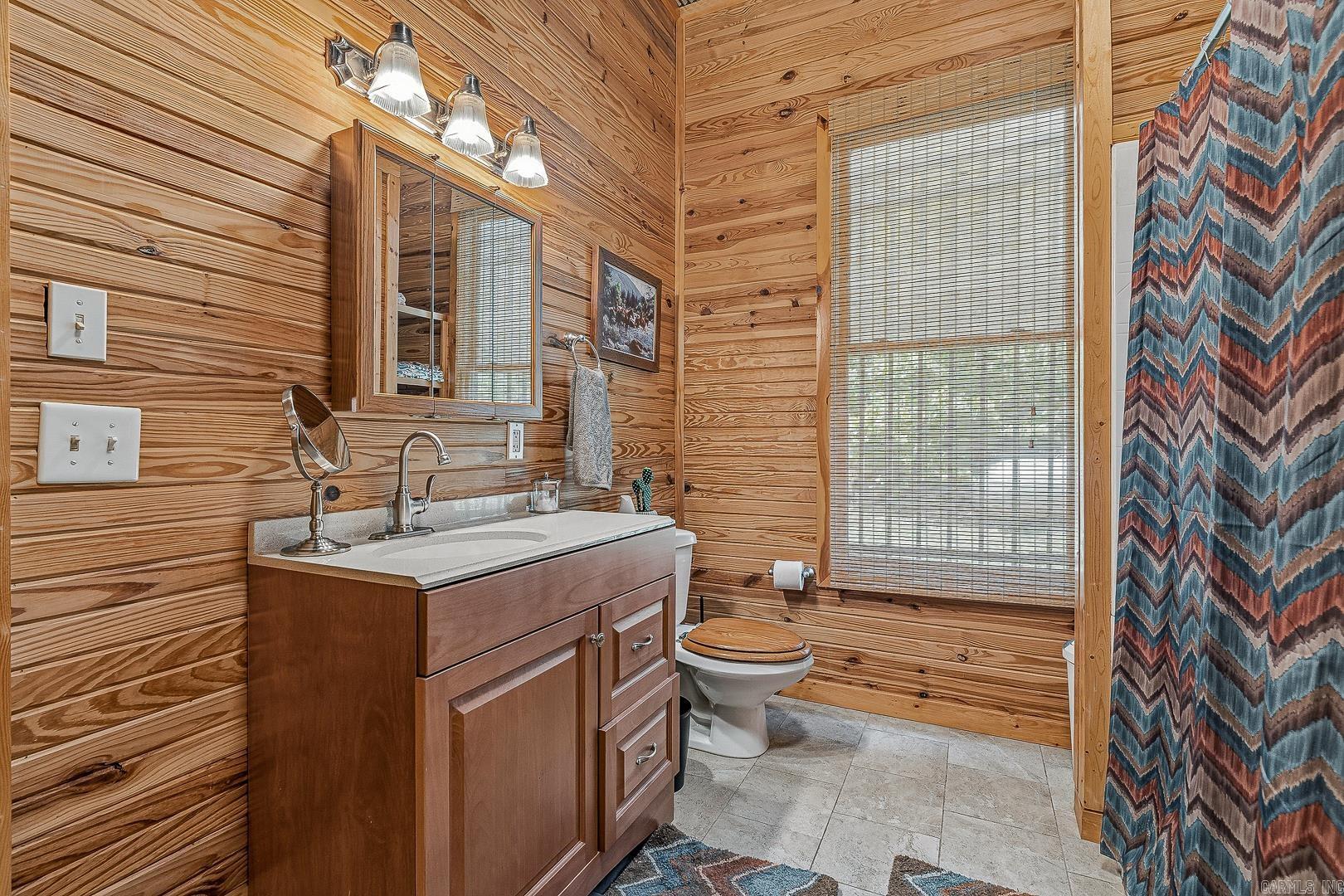 1352 Endless Road Property Photo 11