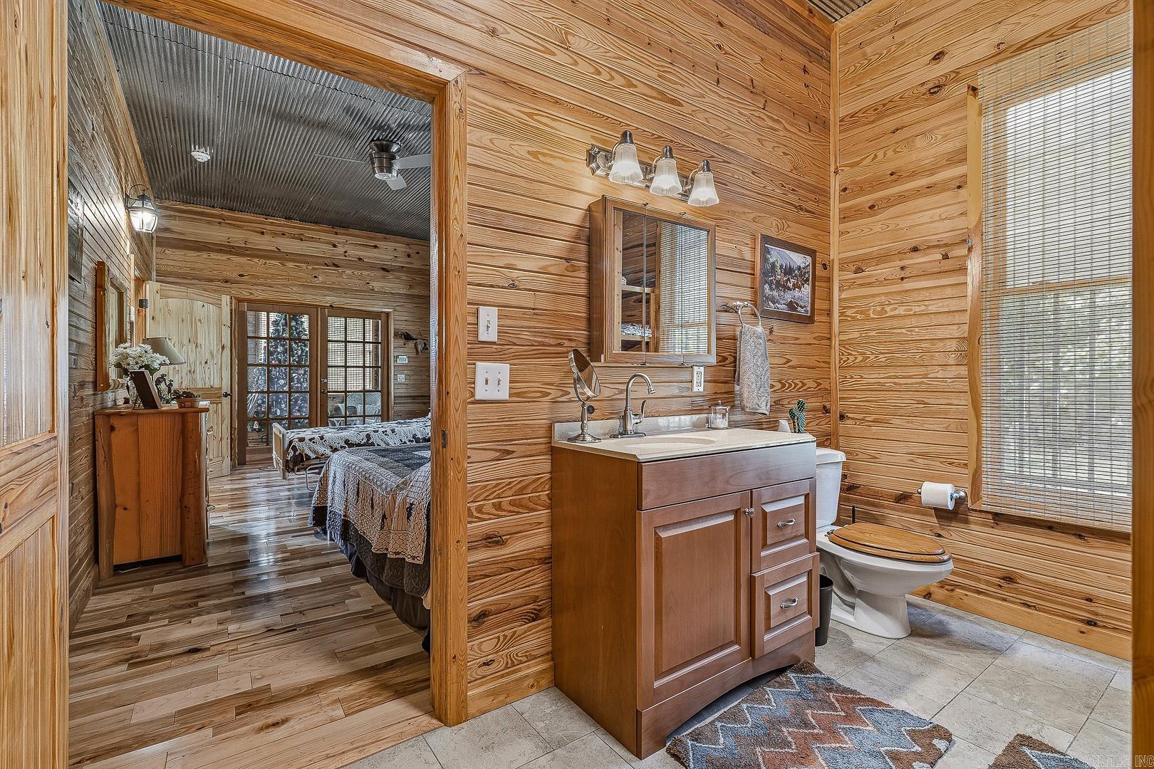 1352 Endless Road Property Photo 12