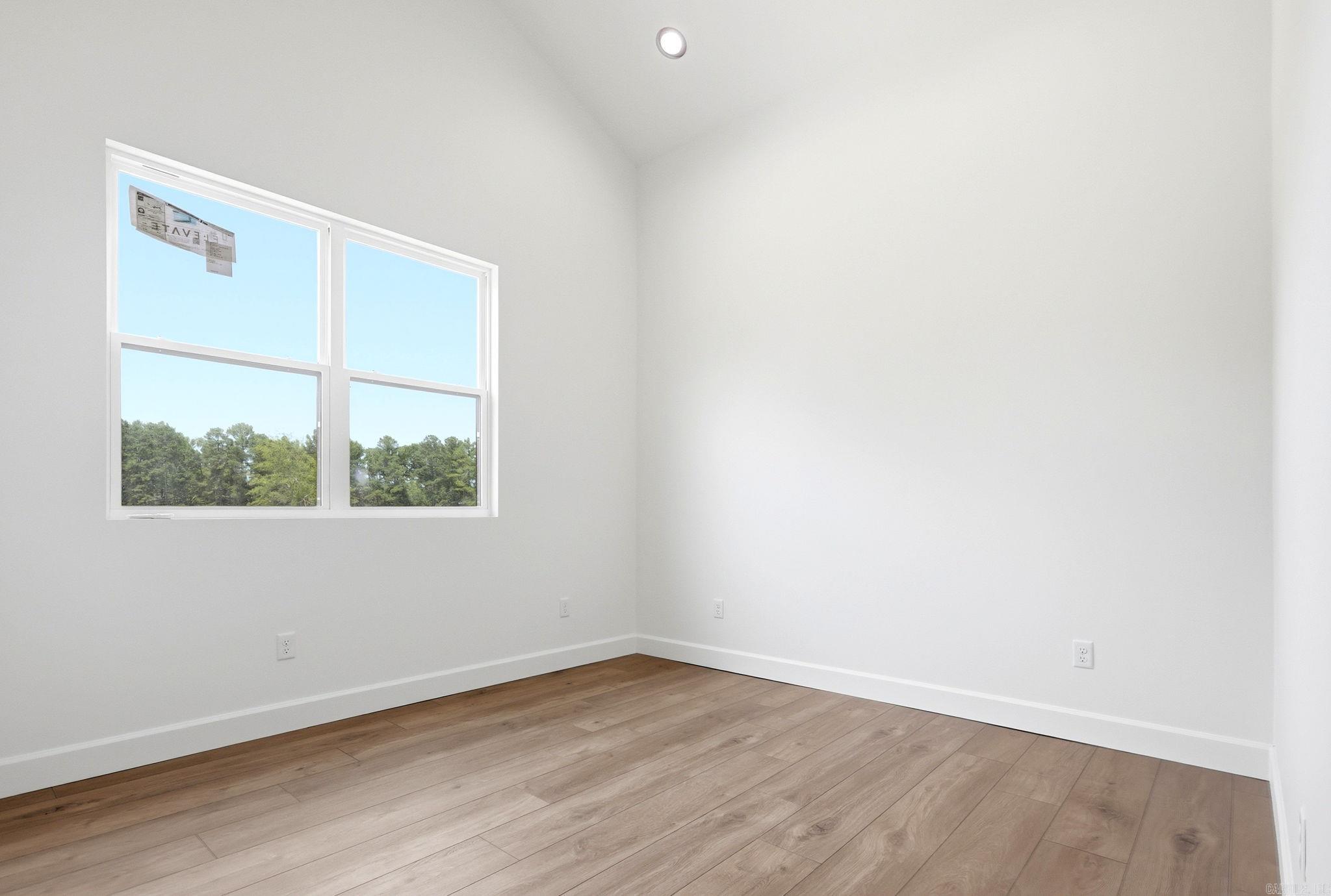 1052 Stagecoach Blvd Property Photo 32