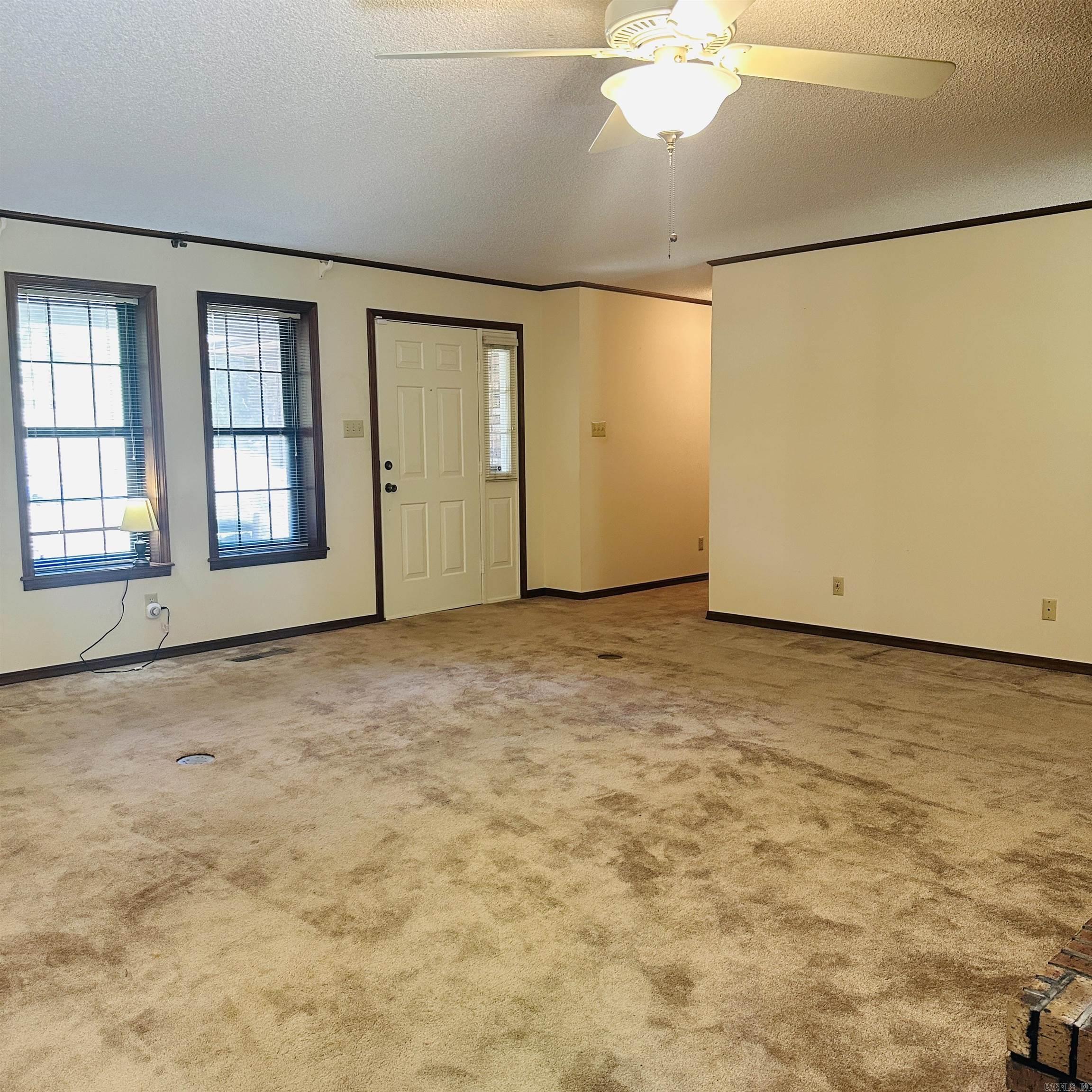 2011 Shady Lane Property Photo 16