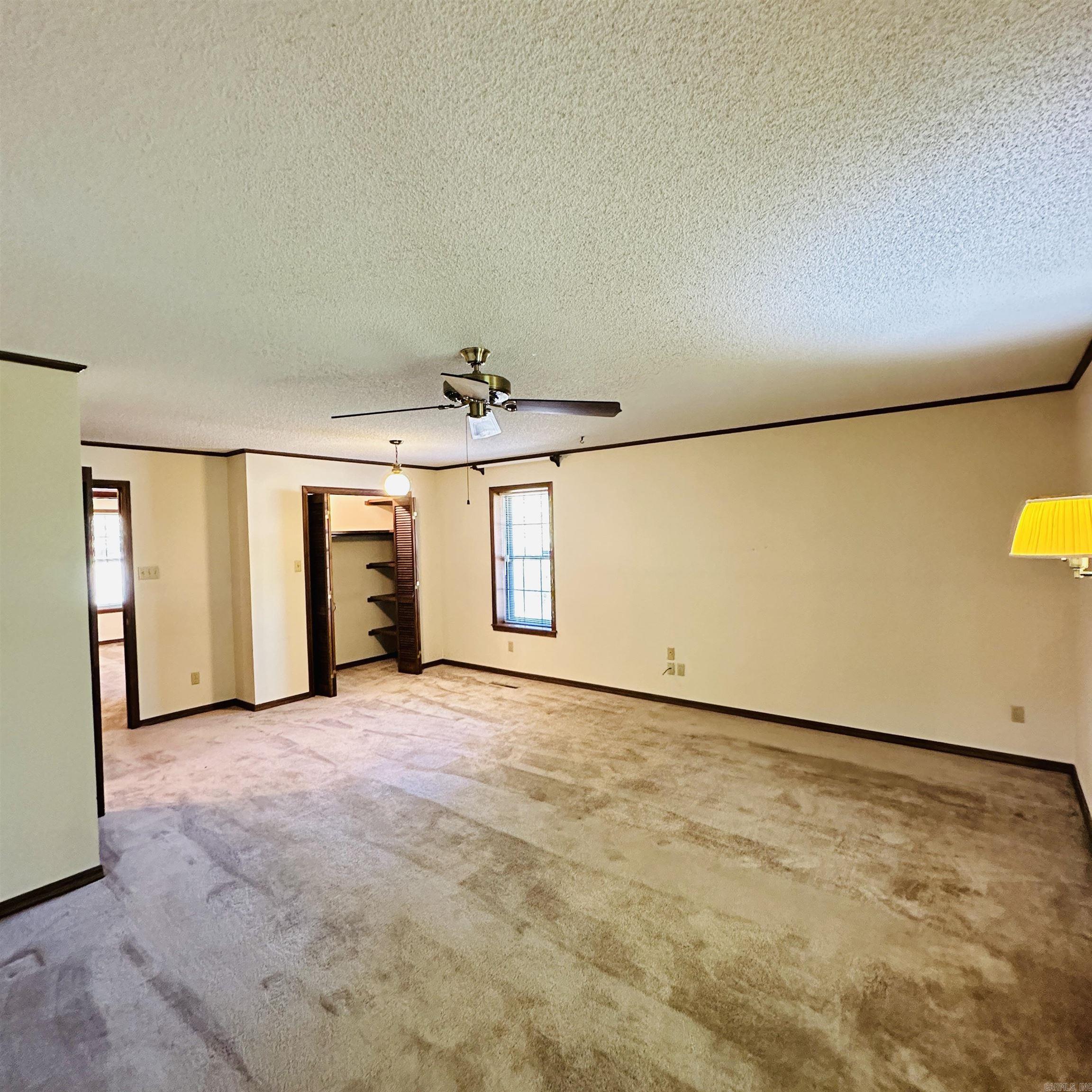 2011 Shady Lane Property Photo 43