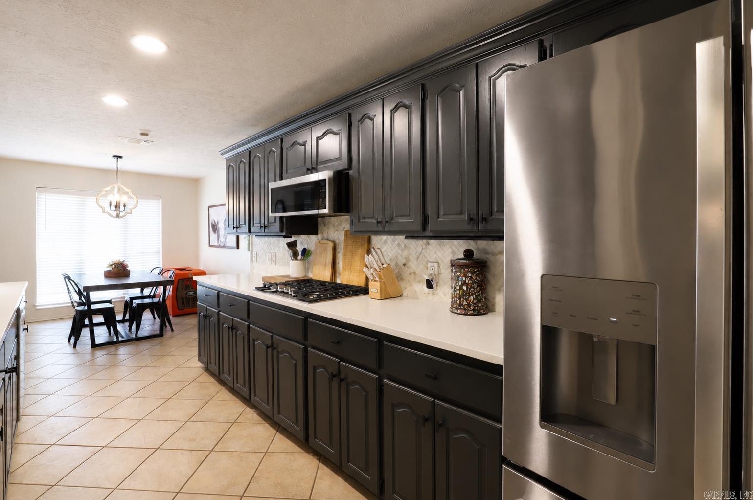 204 Boulder Ridge Circle Property Photo 8