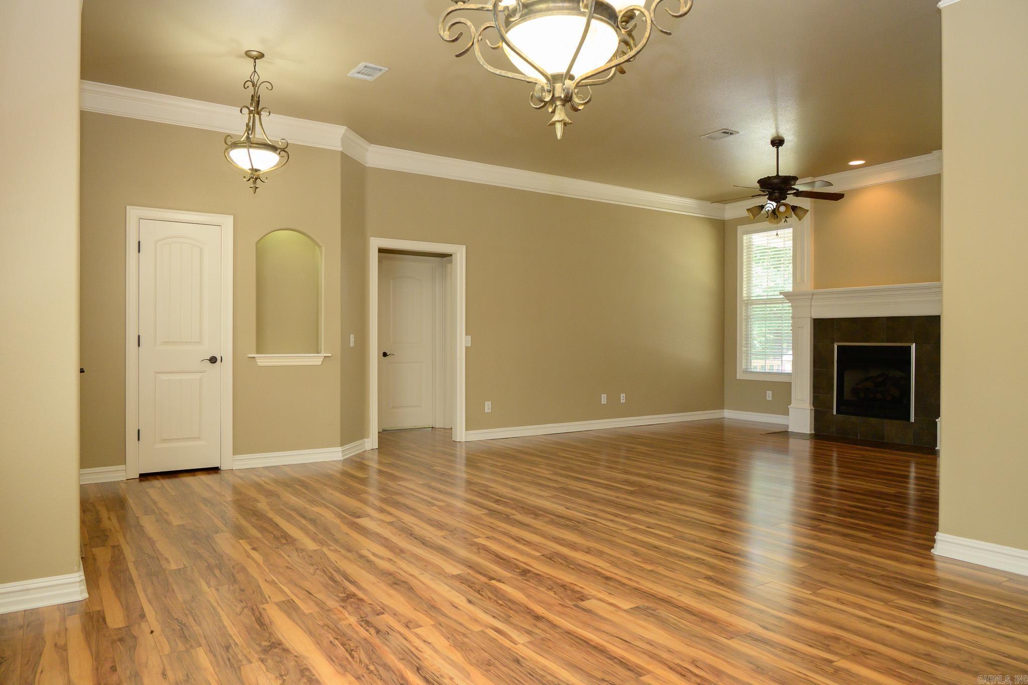 1003 Hope Circle Property Photo 10