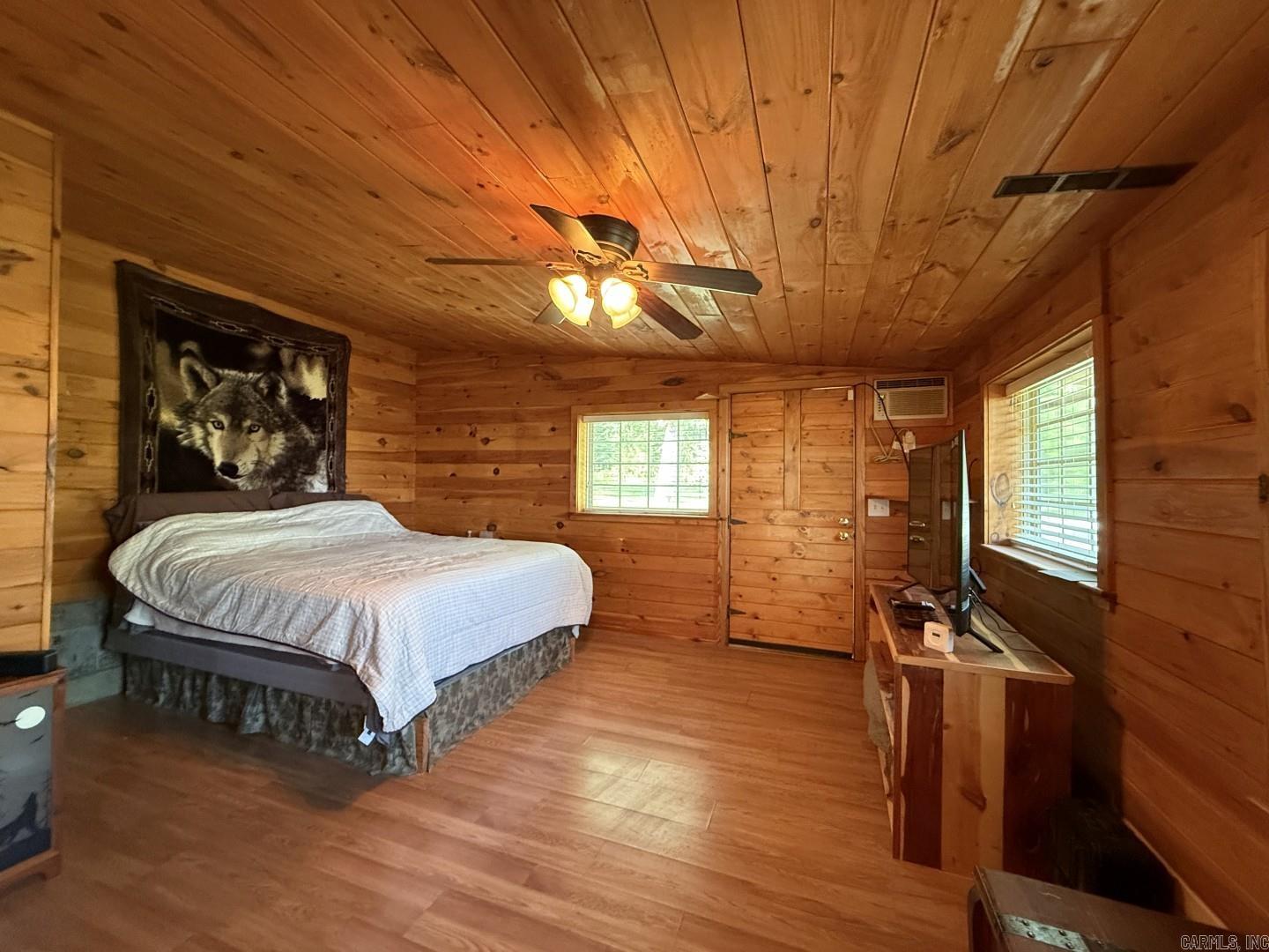 5123 Persimmon Pt Road Property Photo 7