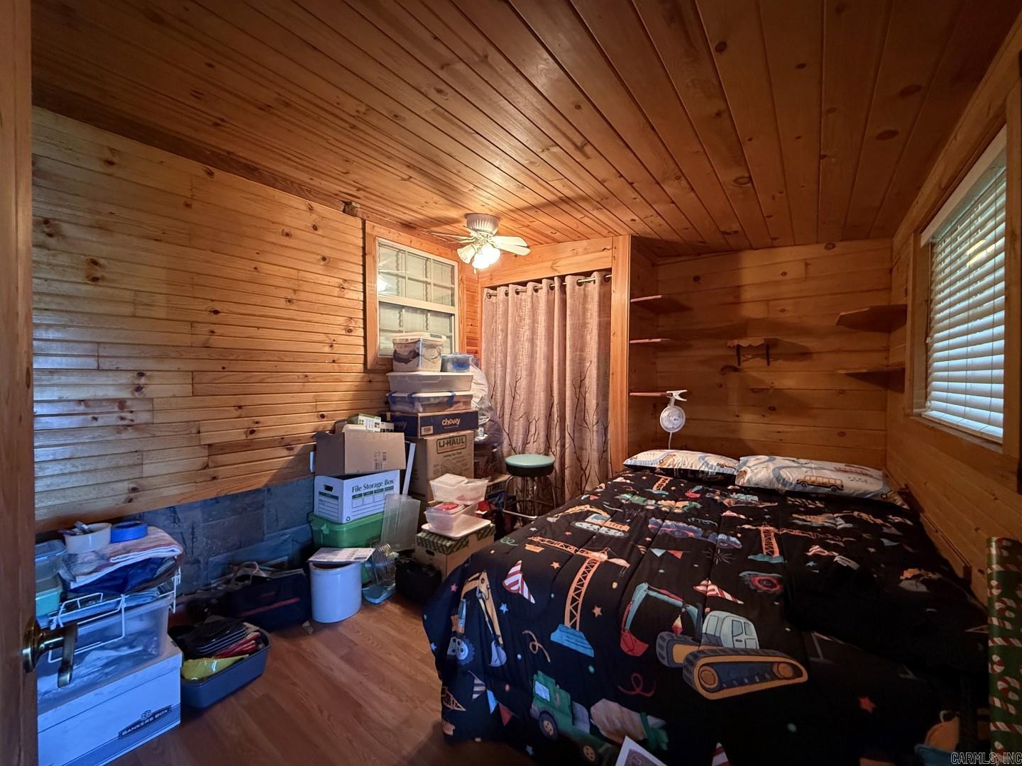 5123 Persimmon Pt Road Property Photo 8