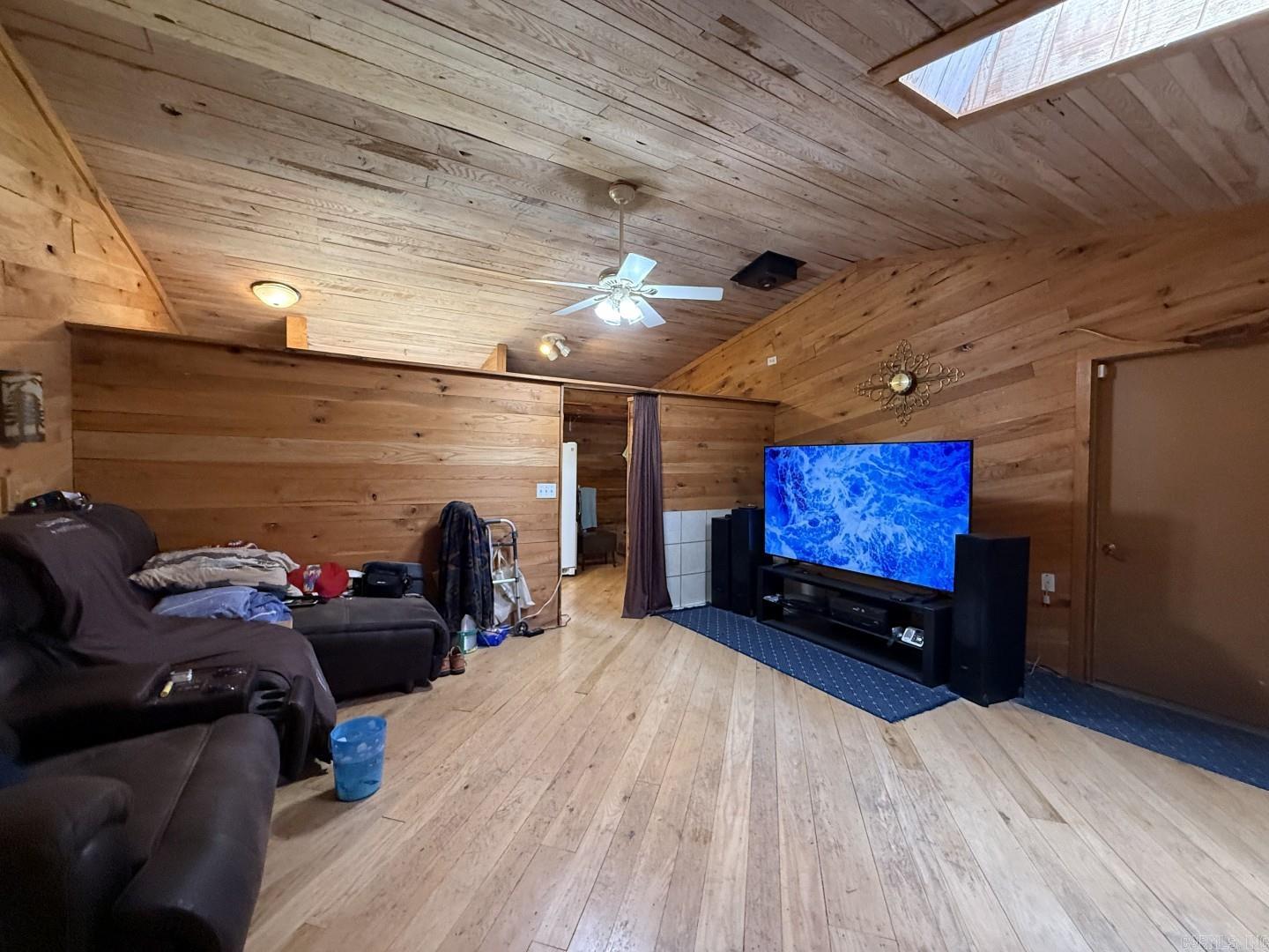 5123 Persimmon Pt Road Property Photo 10