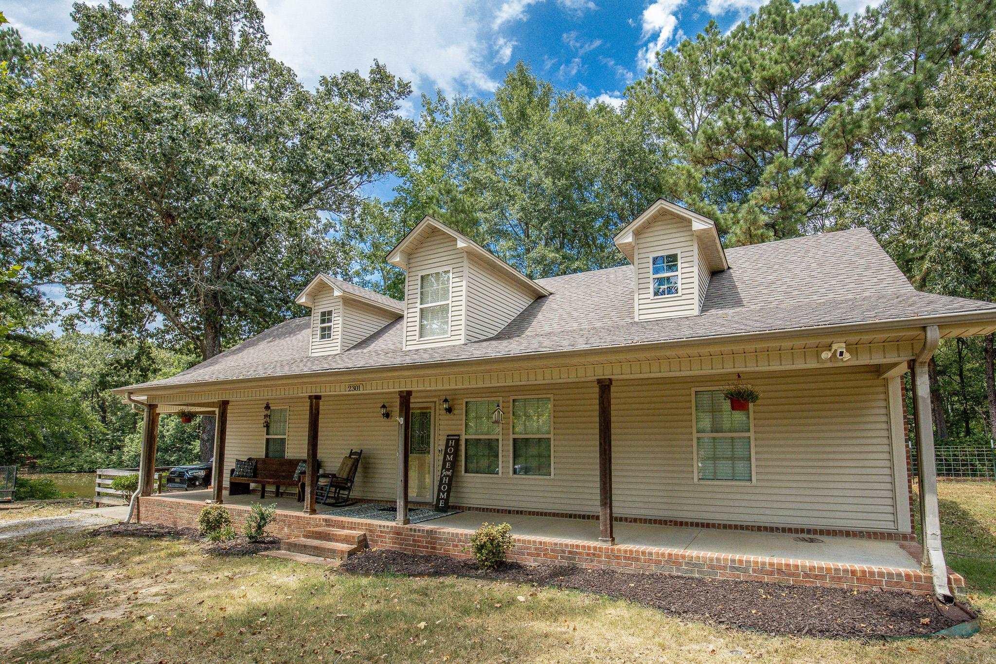 2301 Bennett Property Photo 1