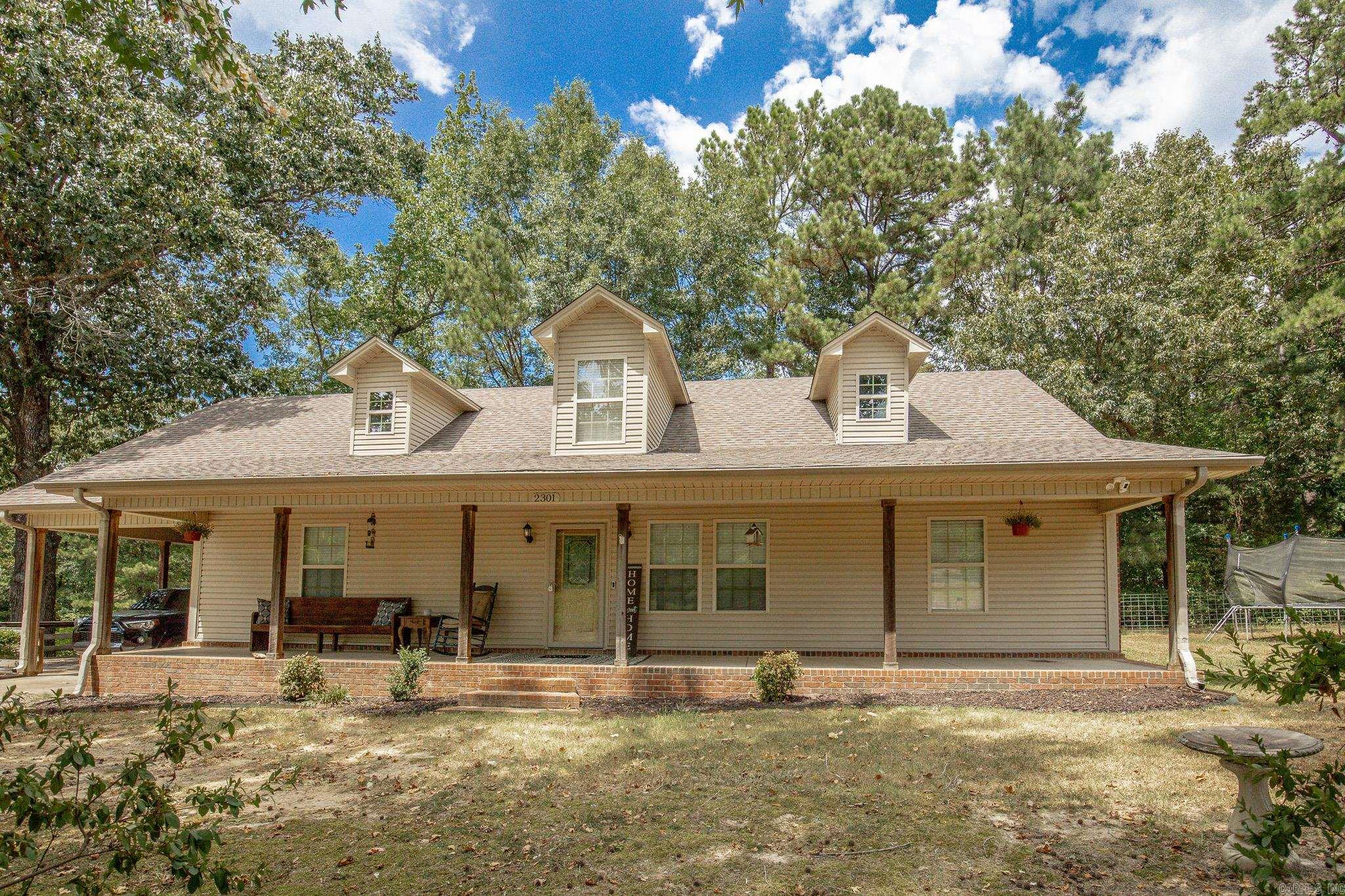2301 Bennett Property Photo 2