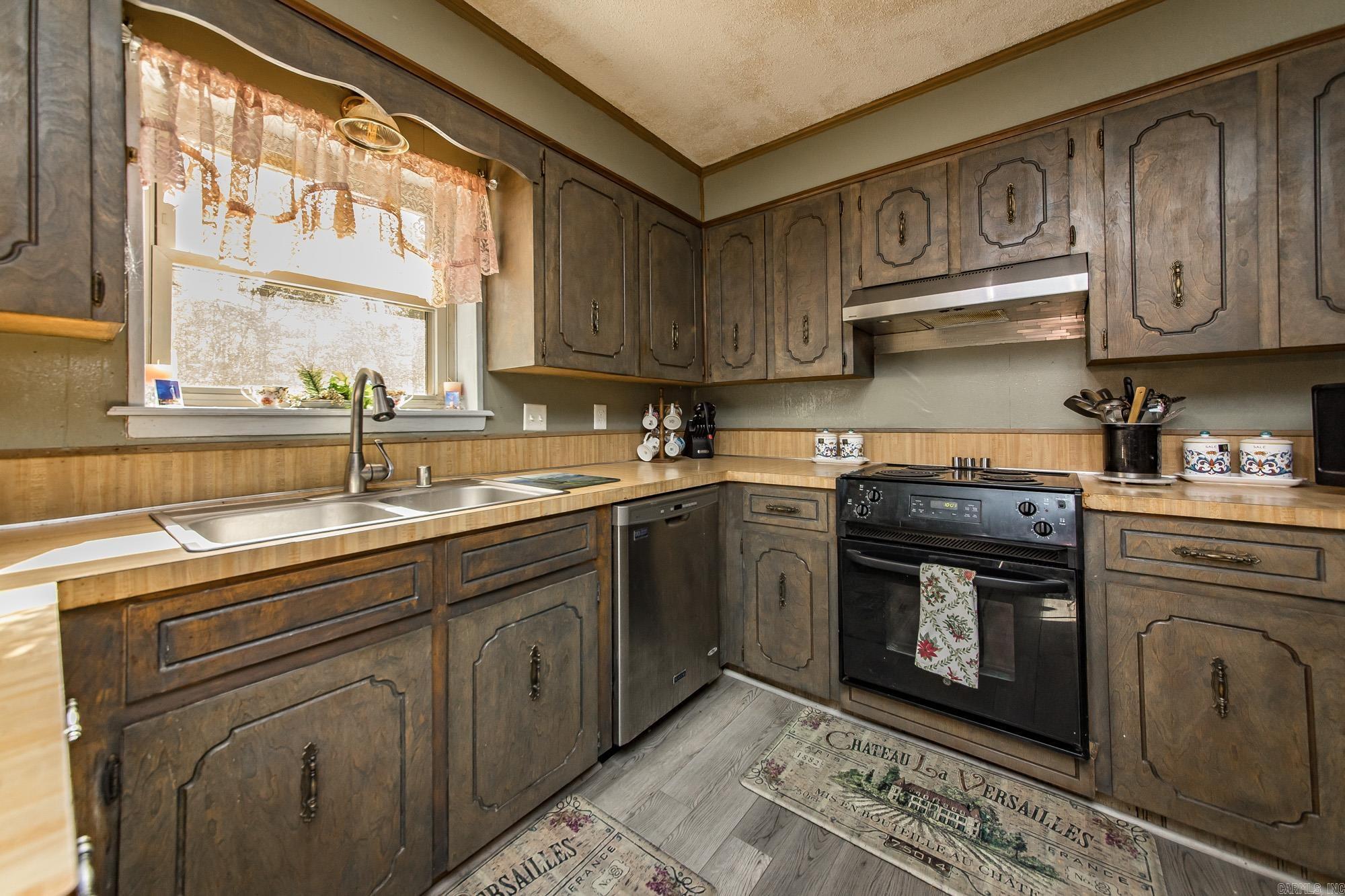 448 Candlewood Circle Property Photo 15