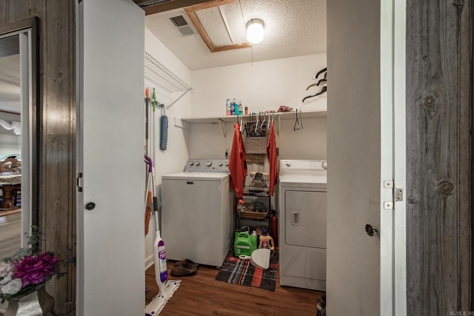 448 Candlewood Circle Property Photo 18