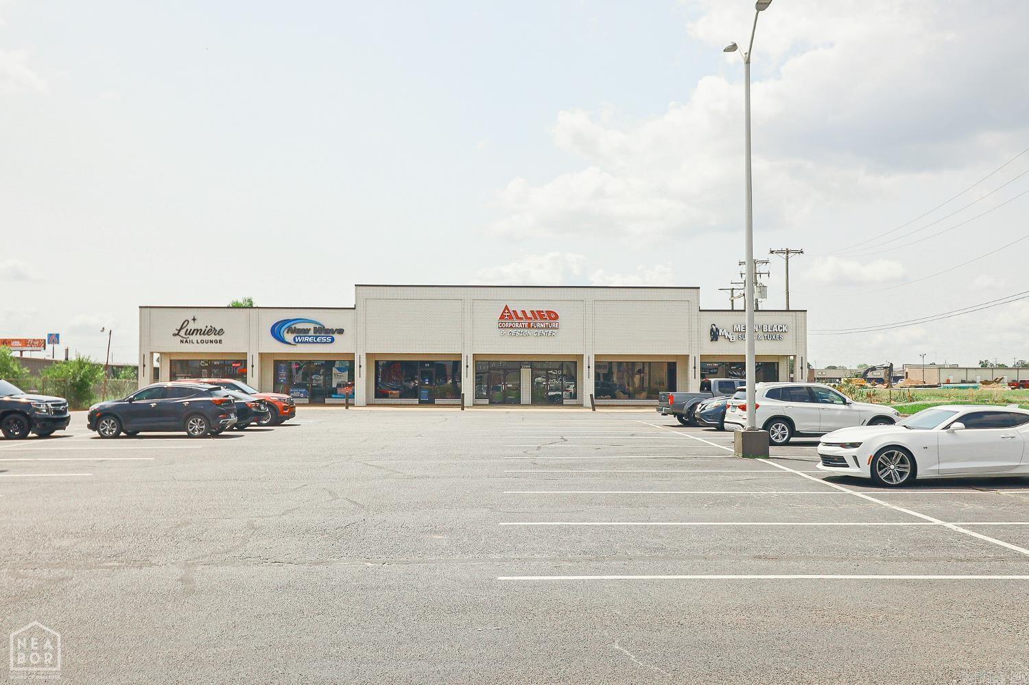 2209 E Highland Drive #b Property Photo 3