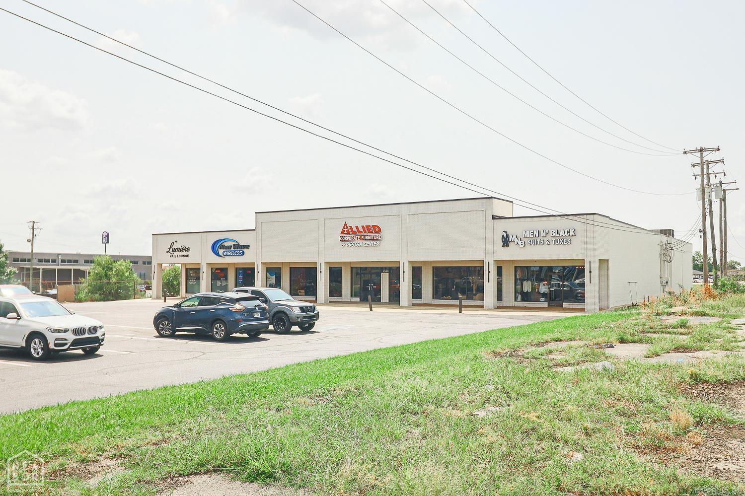 2209 E Highland Drive #b Property Photo 5