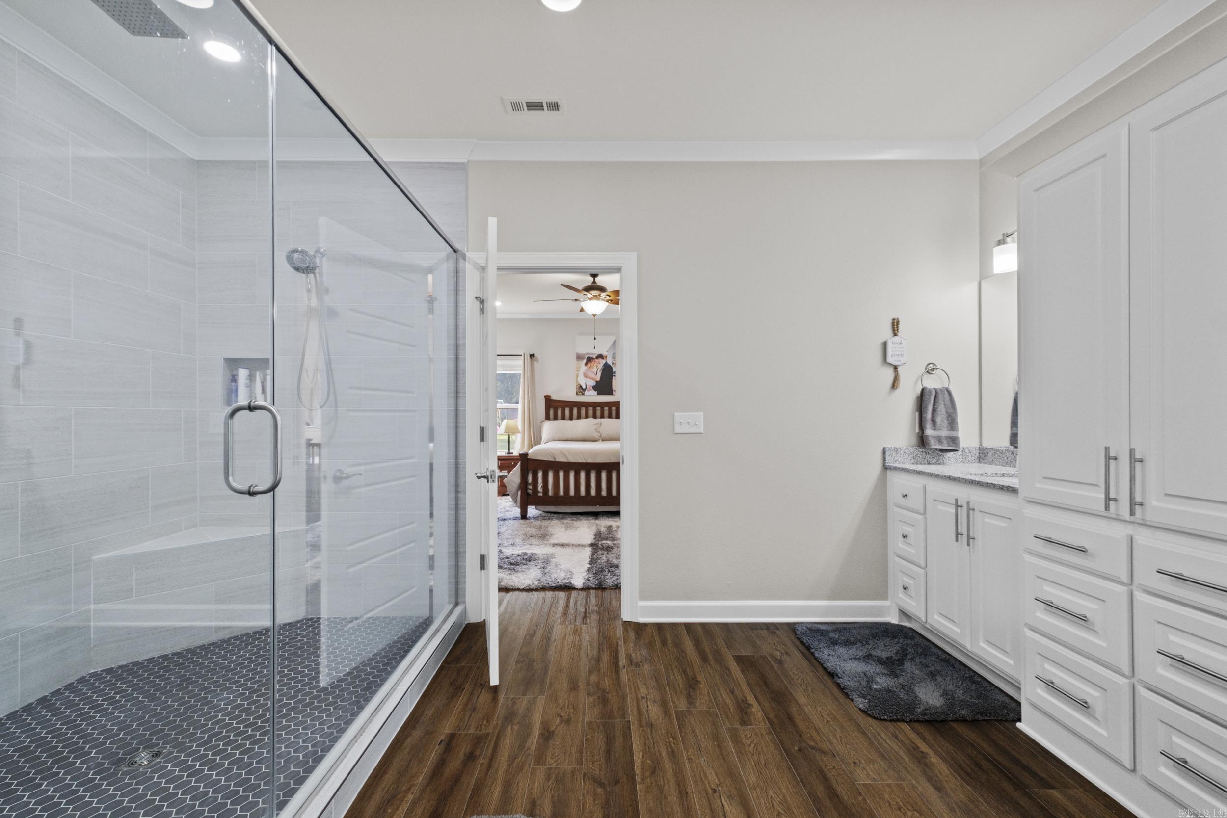 21 Turnberry Lane Property Photo 25