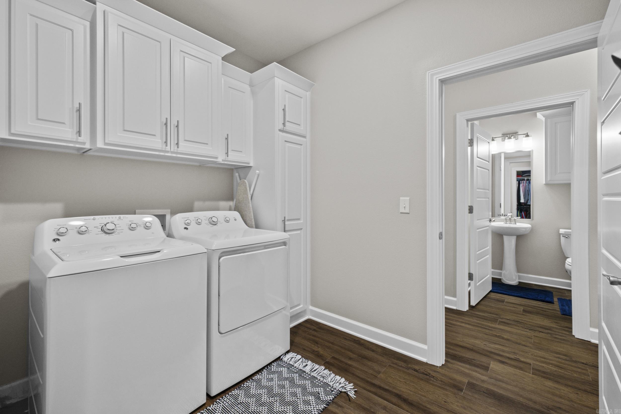 21 Turnberry Lane Property Photo 27