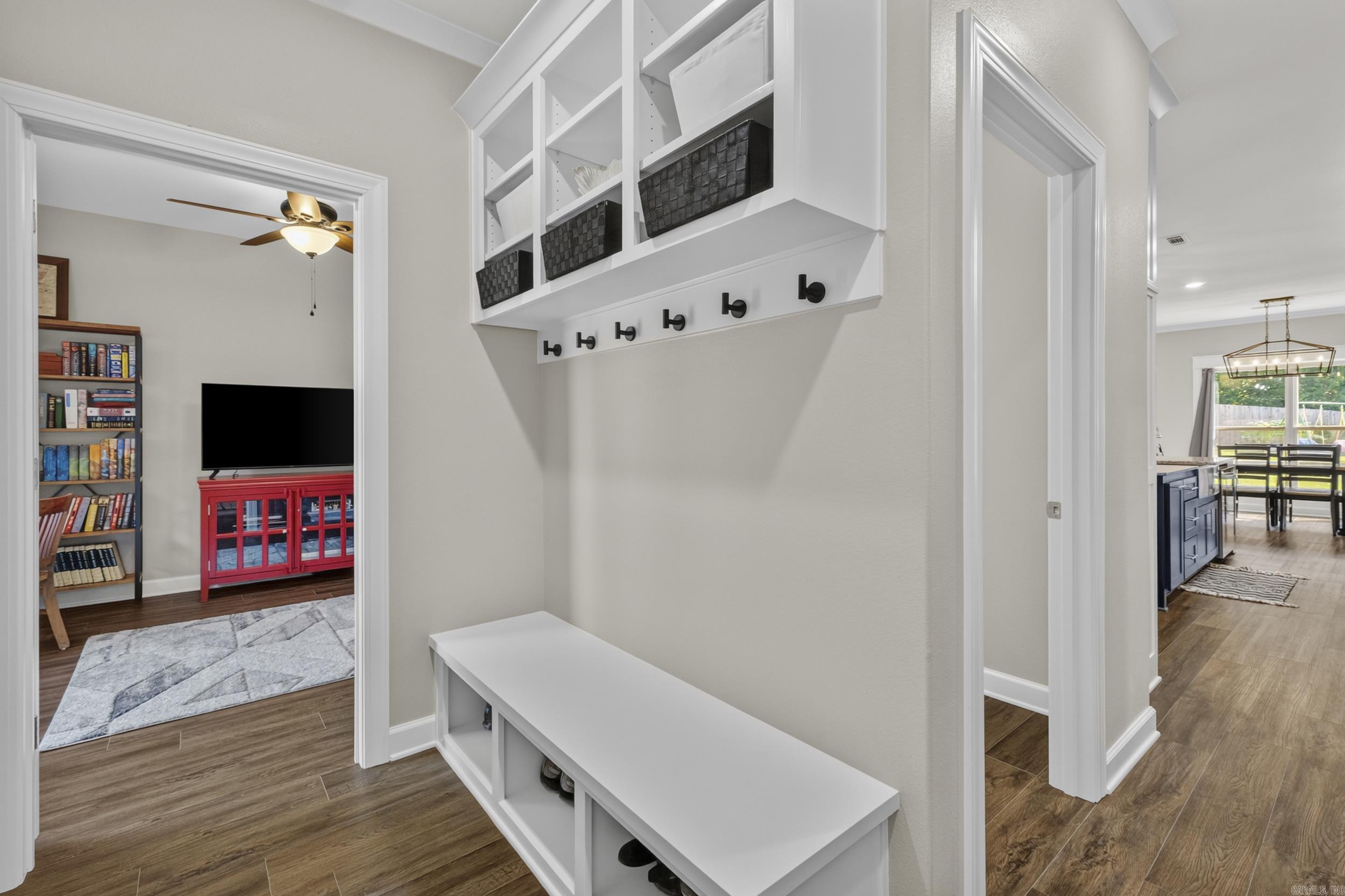 21 Turnberry Lane Property Photo 31