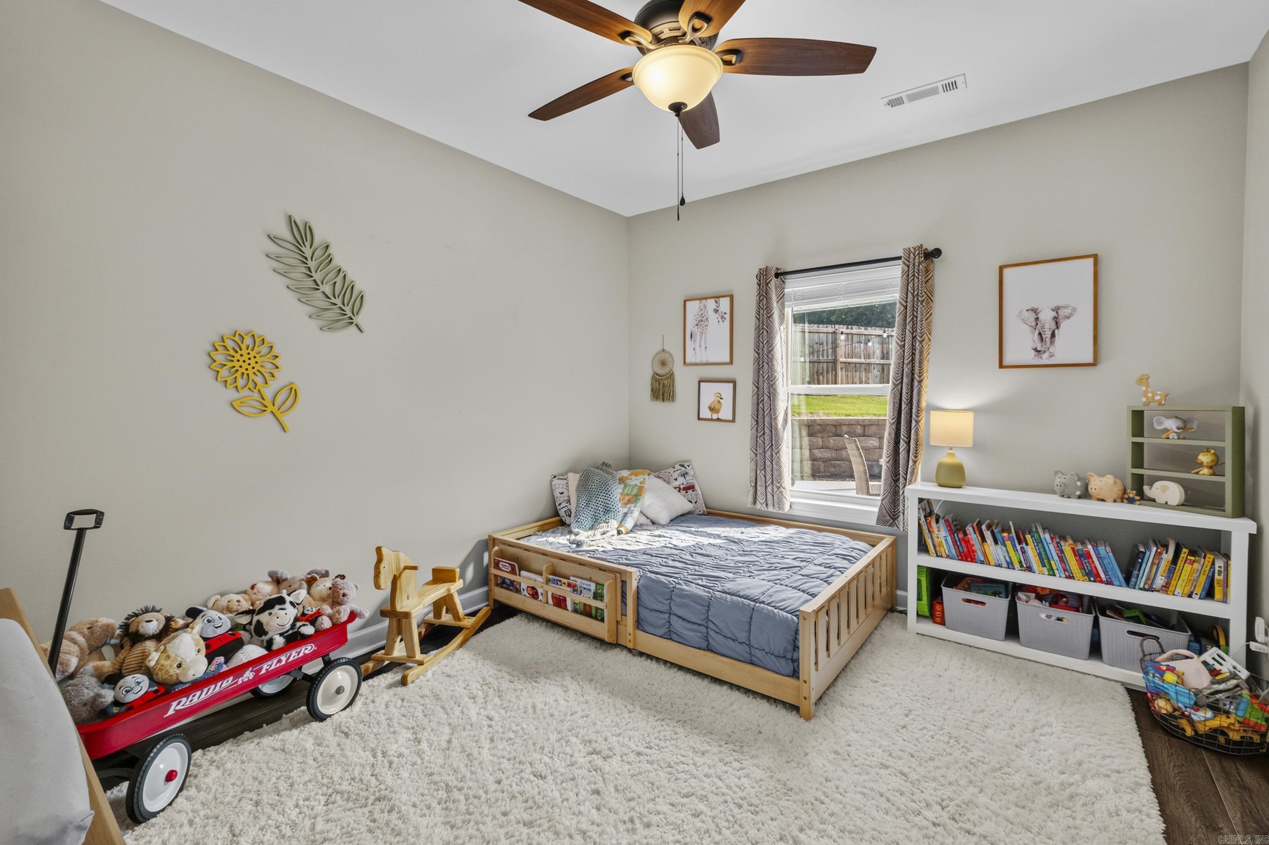 21 Turnberry Lane Property Photo 36