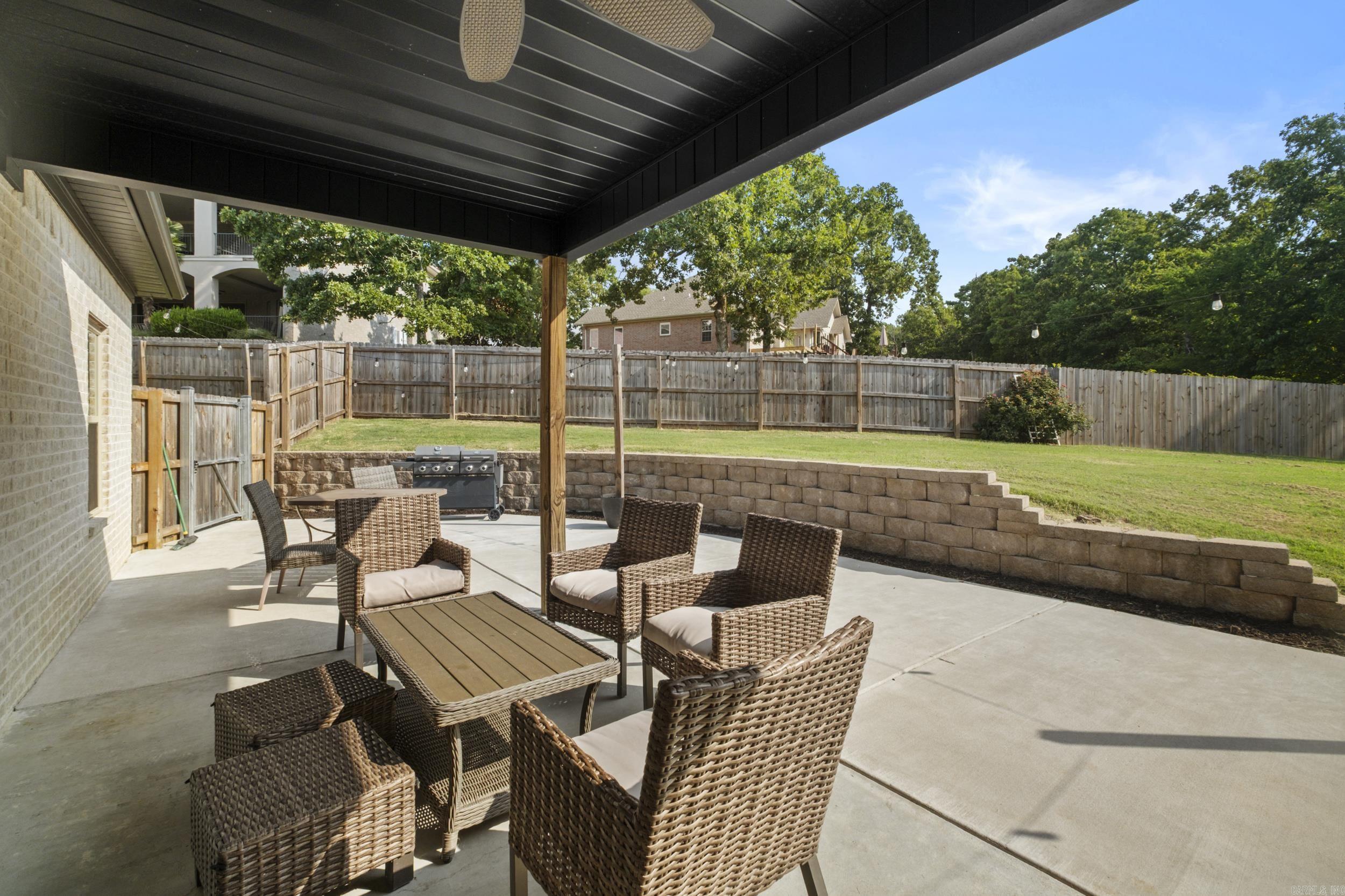 21 Turnberry Lane Property Photo 38