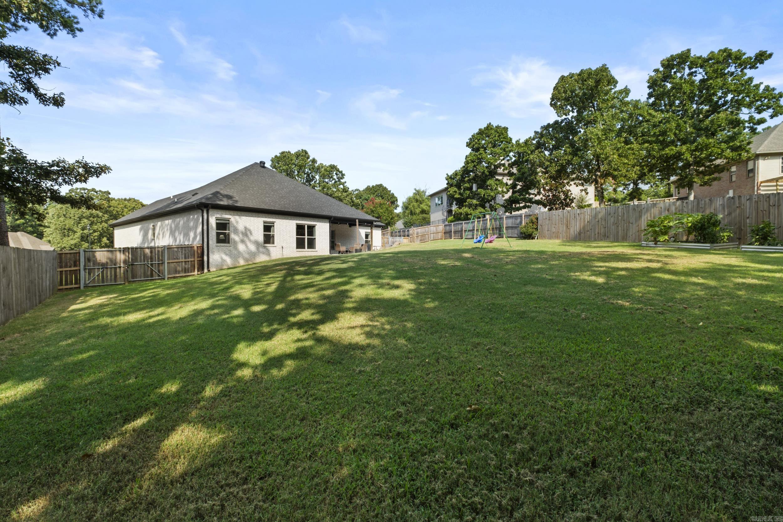 21 Turnberry Lane Property Photo 42
