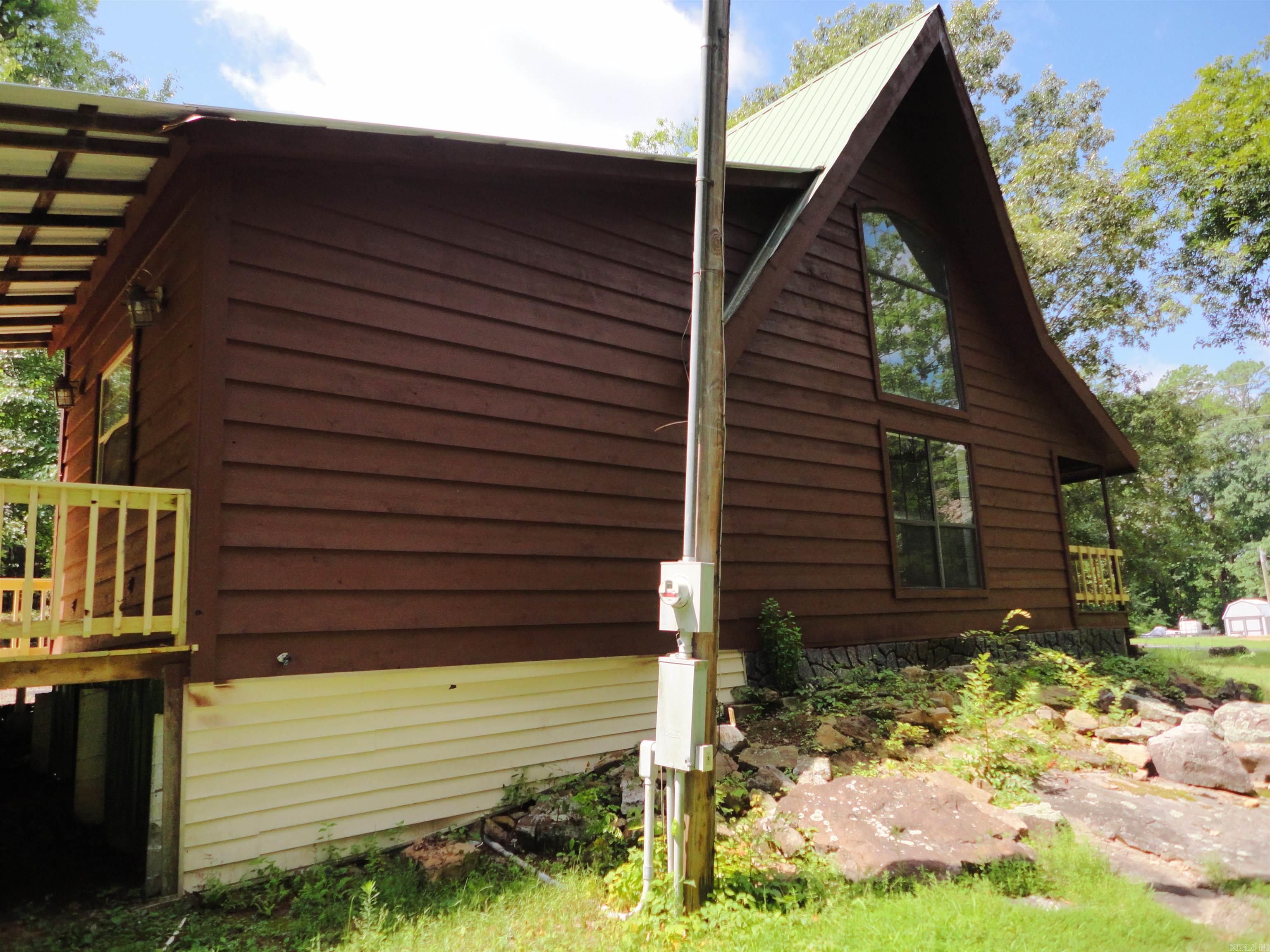 249 Creekside Drive Property Photo 4