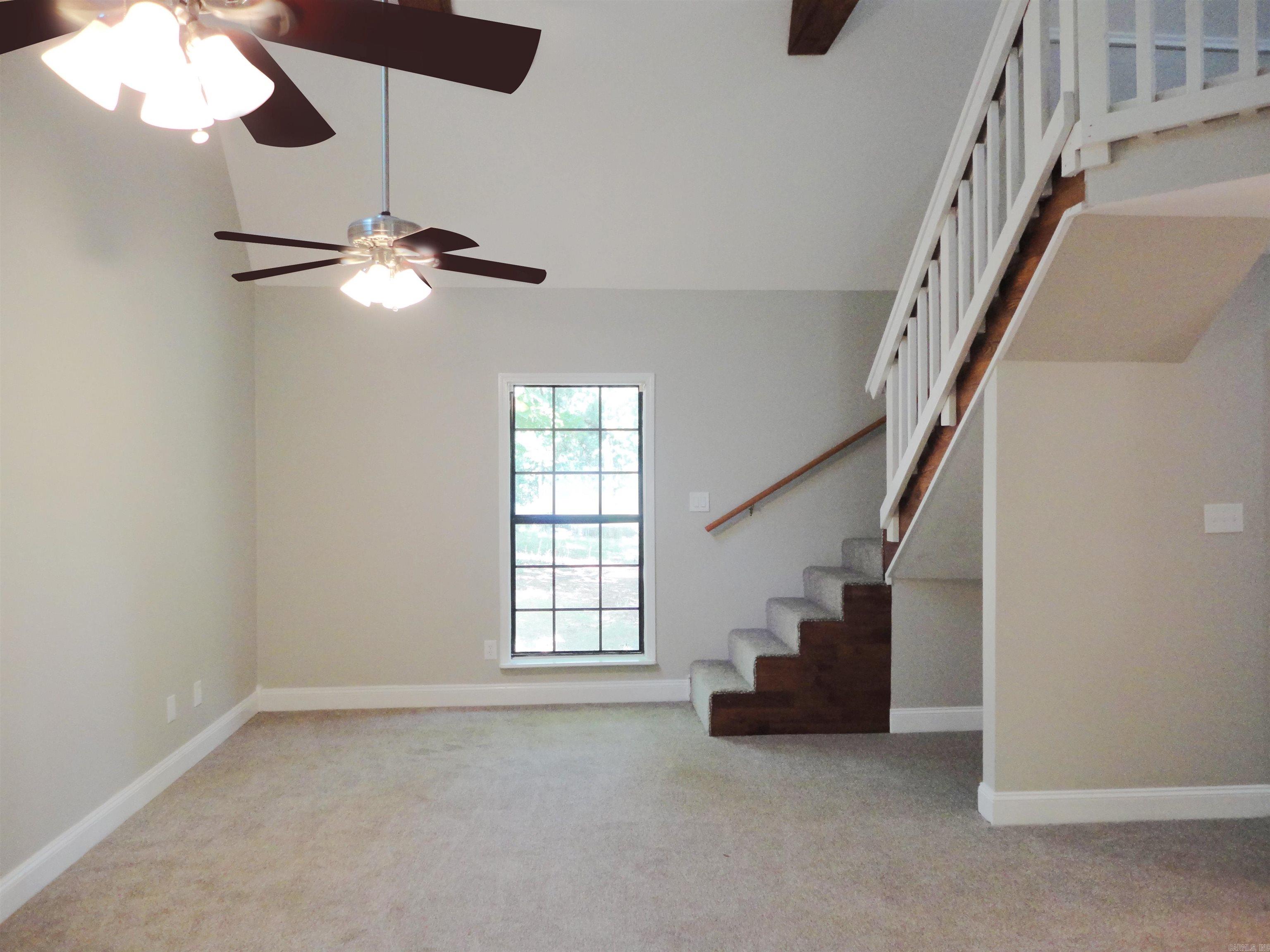 249 Creekside Drive Property Photo 14