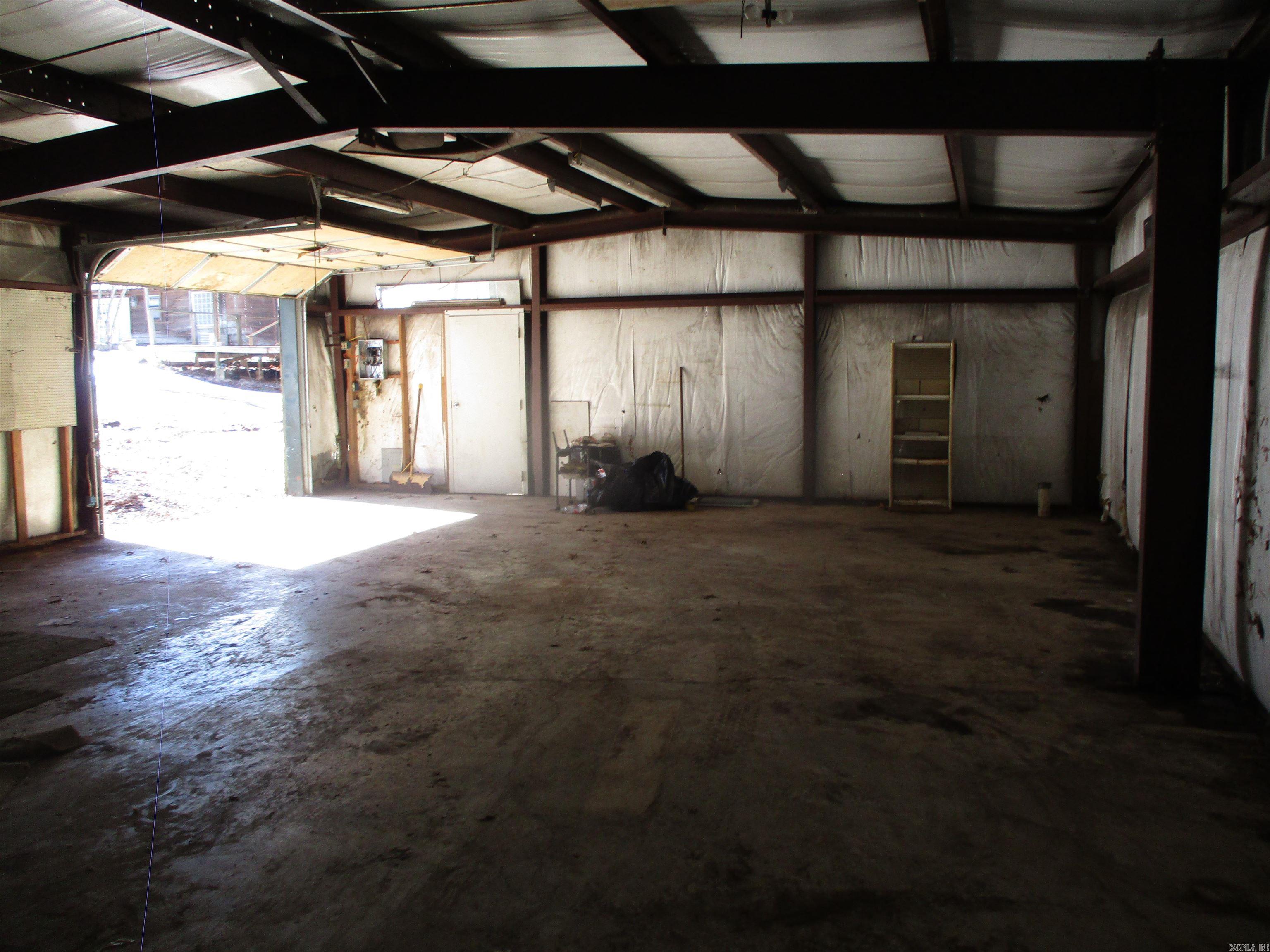 249 Creekside Drive Property Photo 27