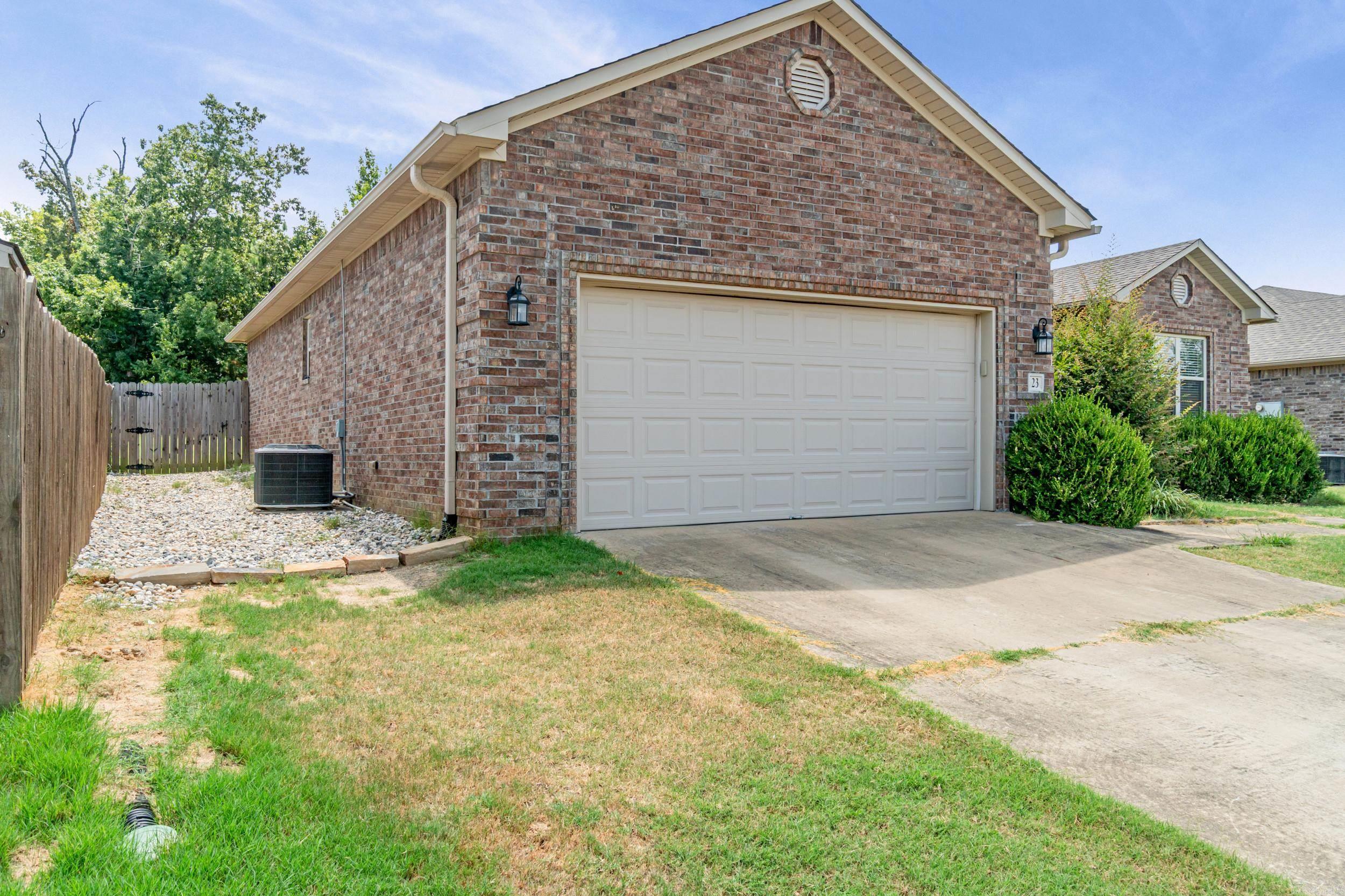 23 Sierra Drive Property Photo 2