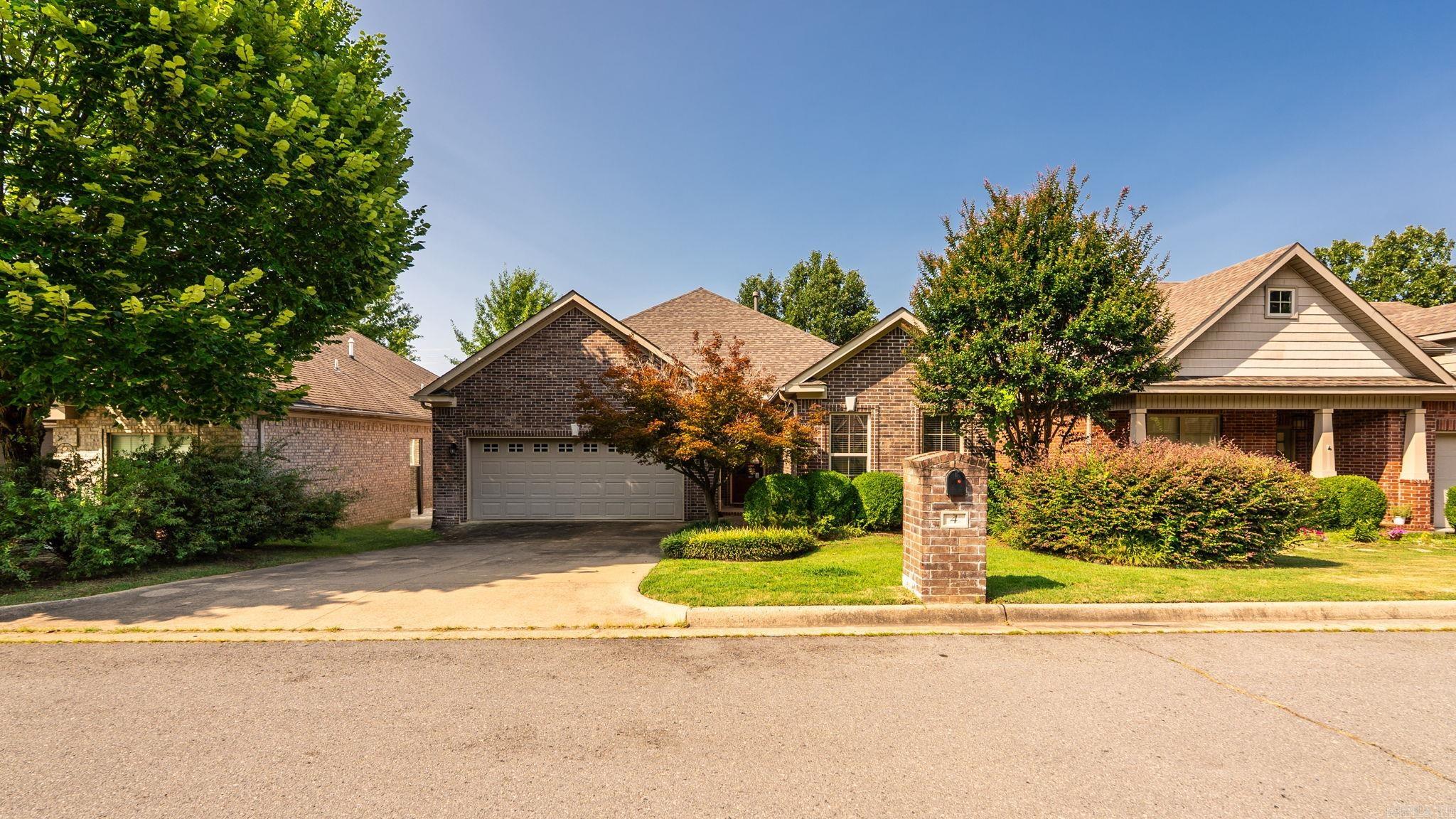 4 Ison Creek Cove Property Photo 2