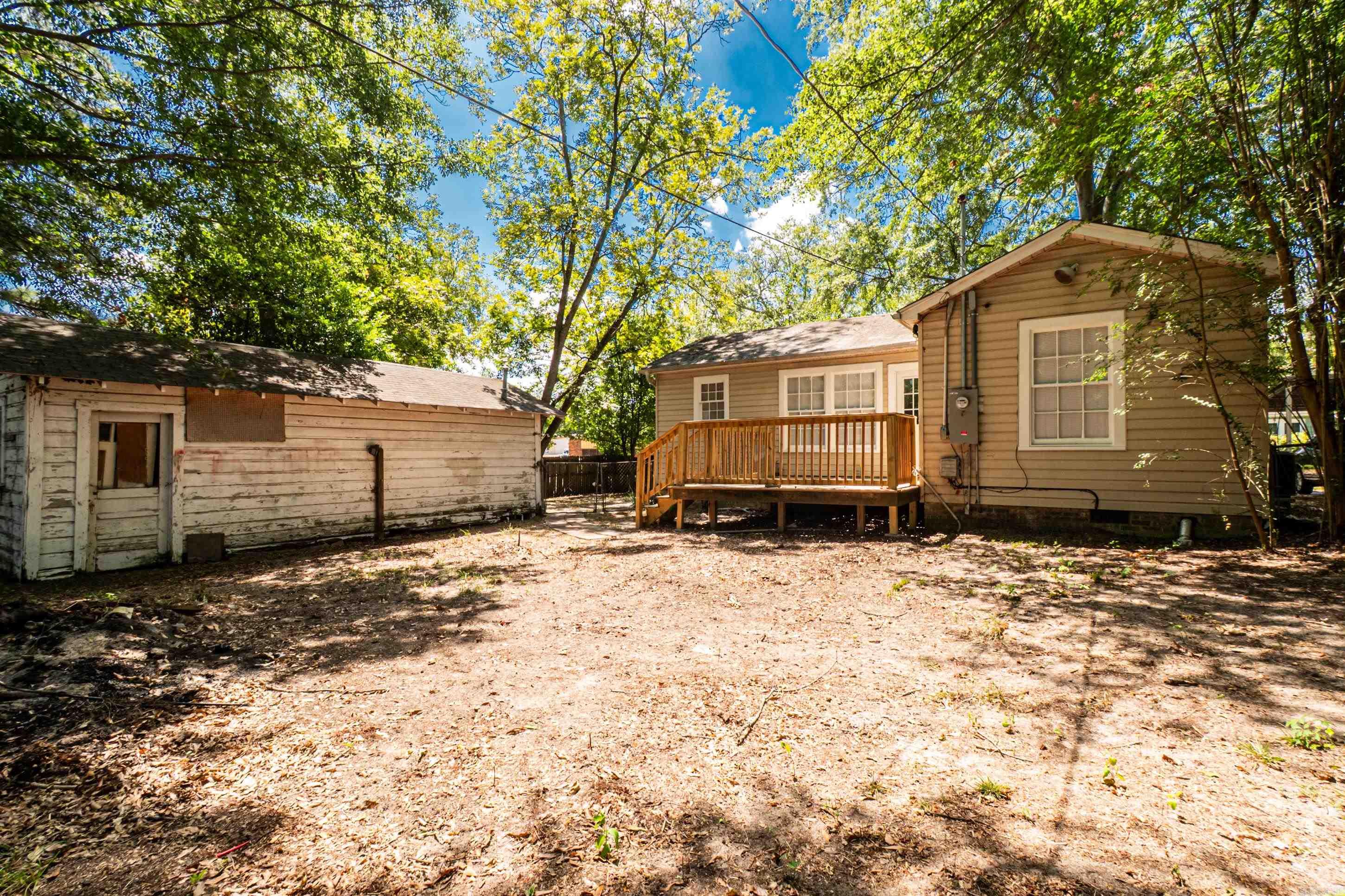 702 S Parkway Dr Property Photo 15