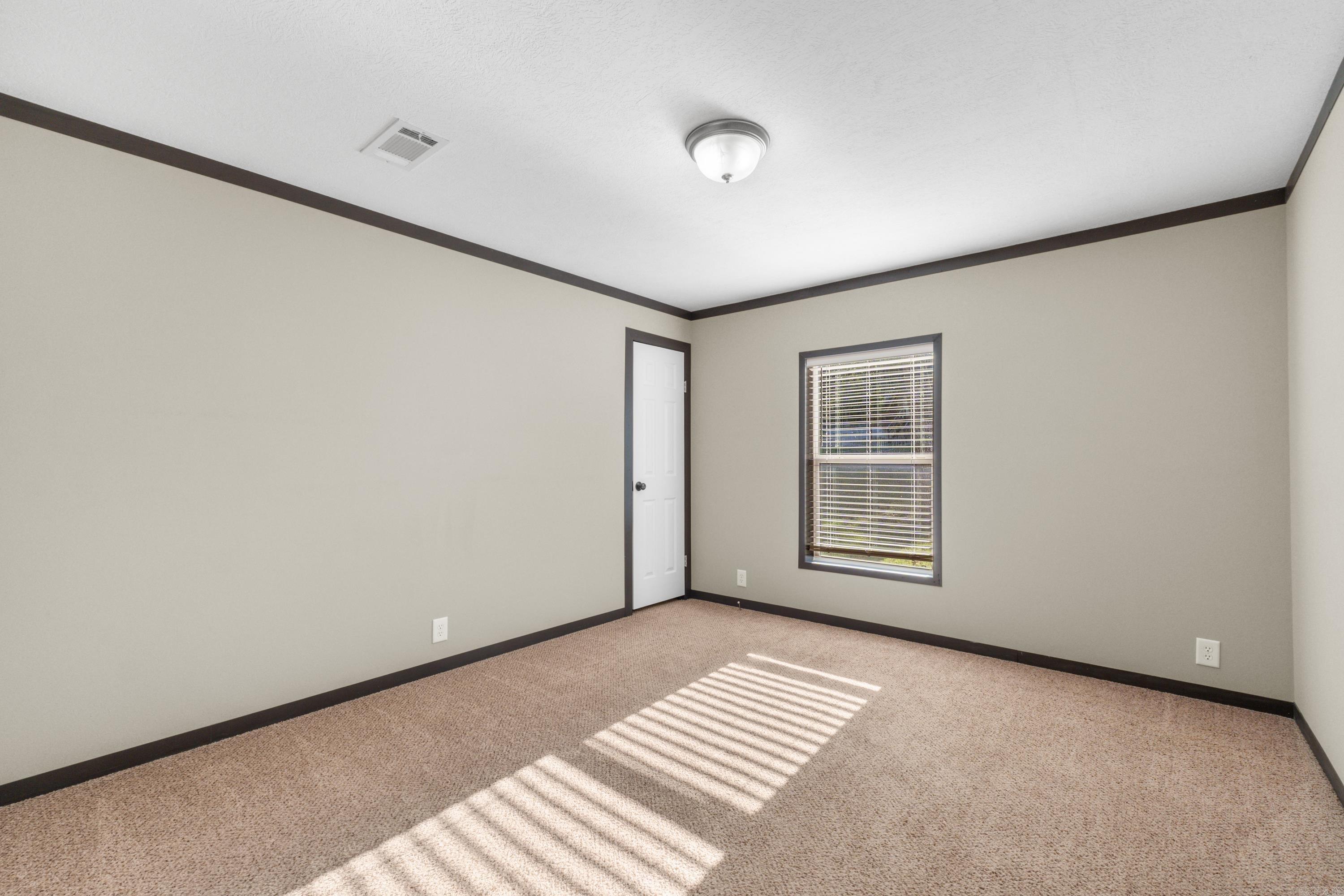 61 Sumac Dr Property Photo 17