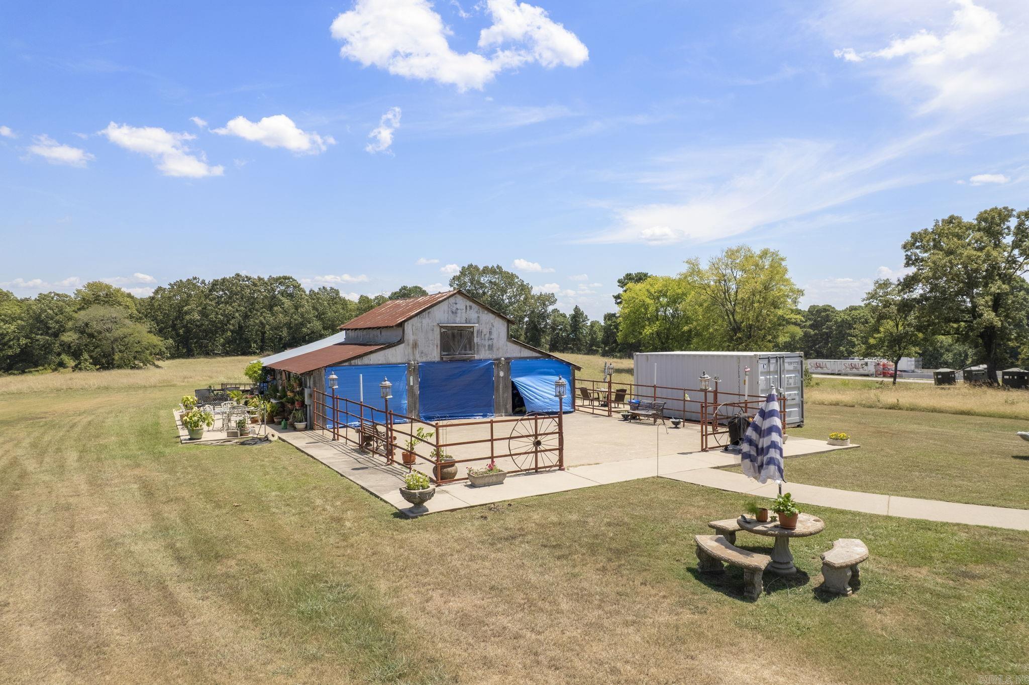 2820 N Beggs Property Photo 14